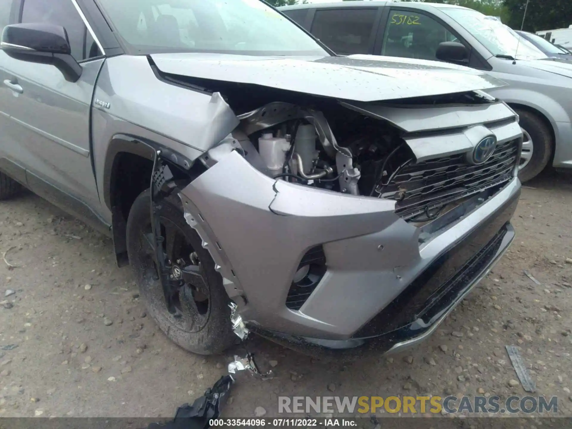 6 Photograph of a damaged car 4T3EWRFV2LU005065 TOYOTA RAV4 2020