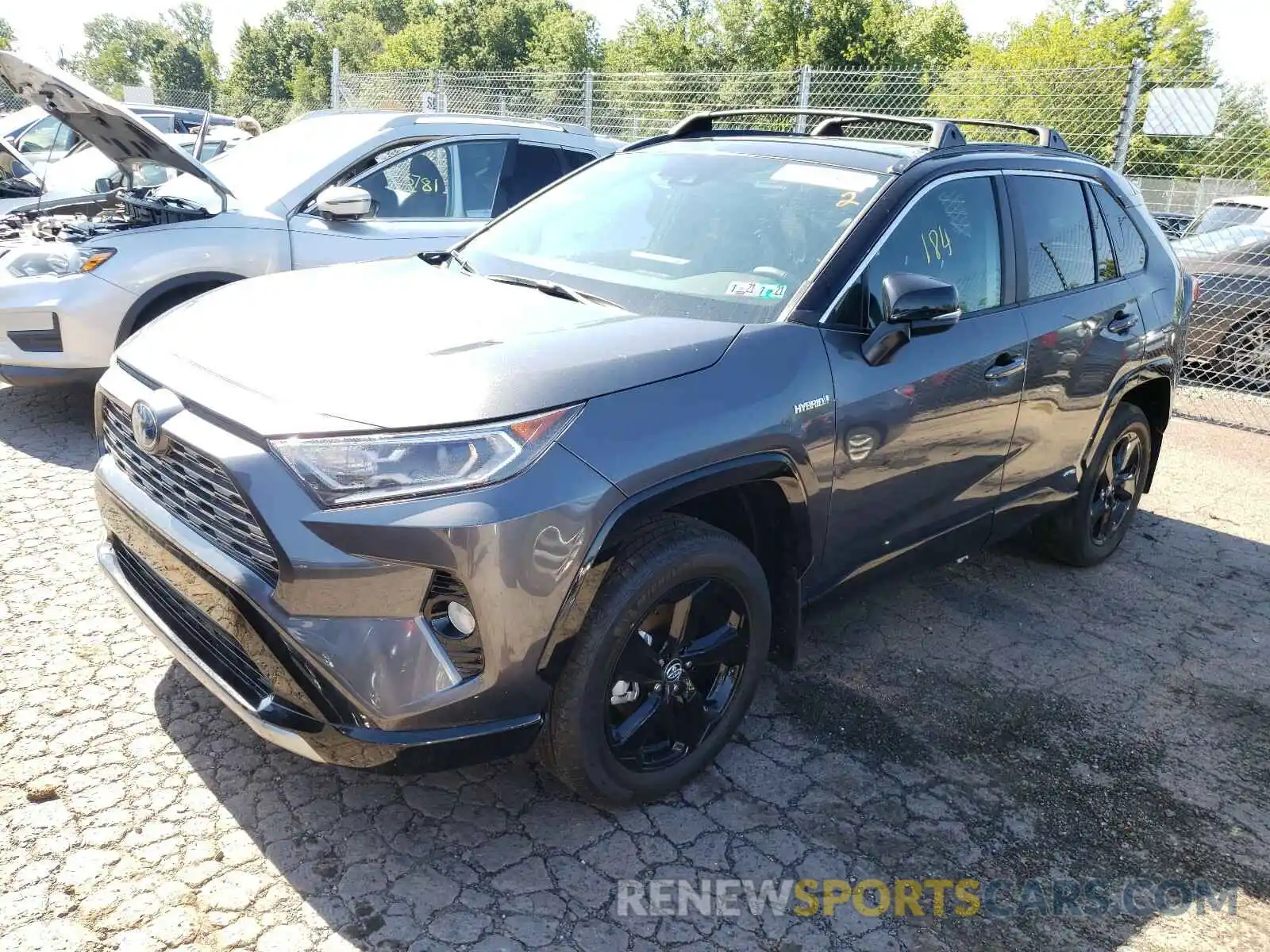 2 Photograph of a damaged car 4T3EWRFV2LU005504 TOYOTA RAV4 2020