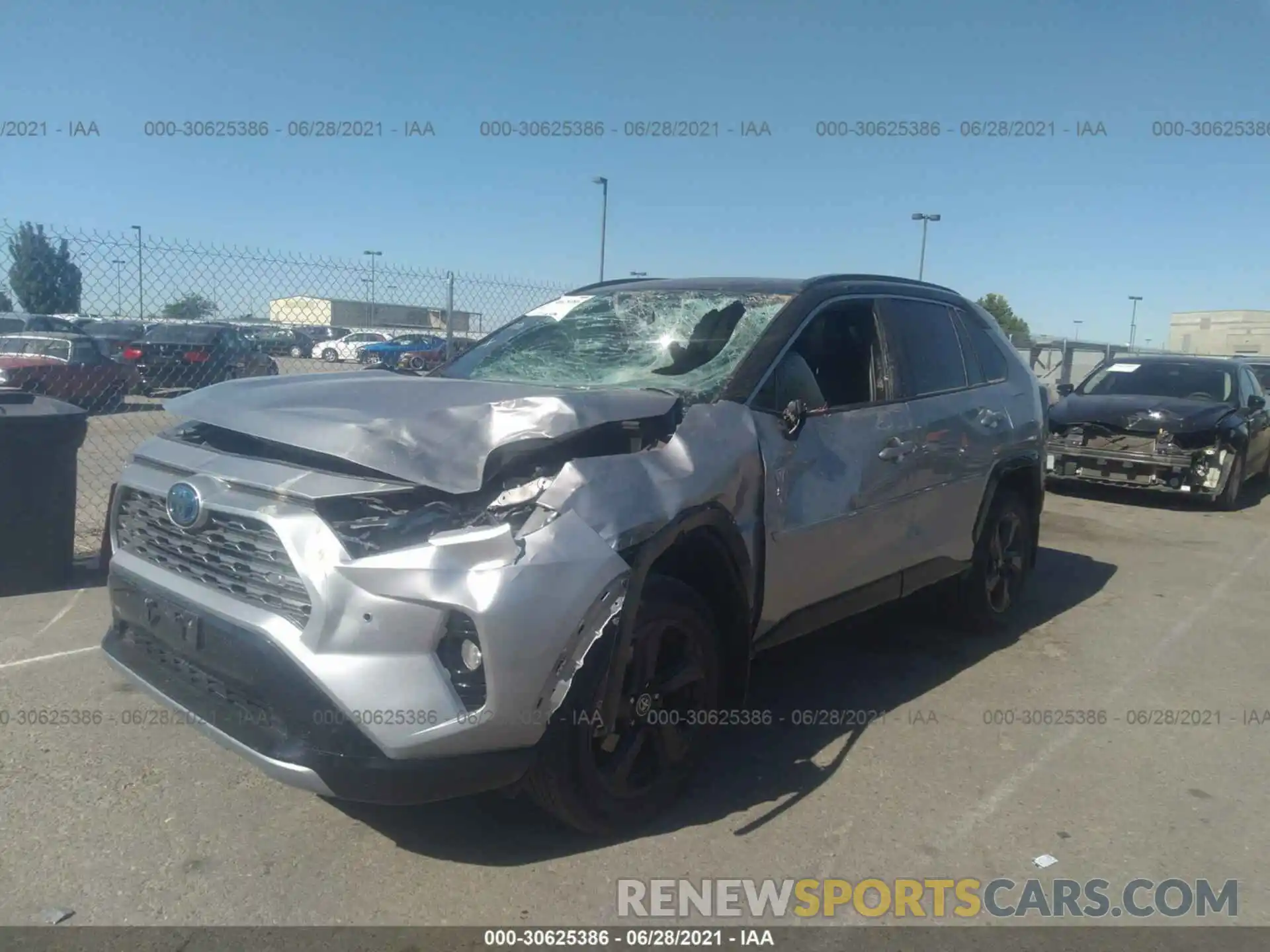 2 Photograph of a damaged car 4T3EWRFV3LU004667 TOYOTA RAV4 2020