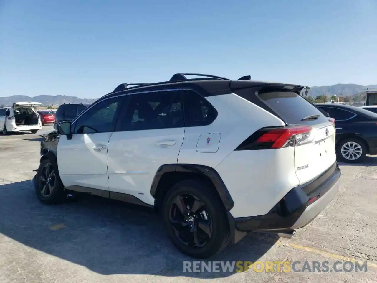 3 Photograph of a damaged car 4T3EWRFV3LU010677 TOYOTA RAV4 2020