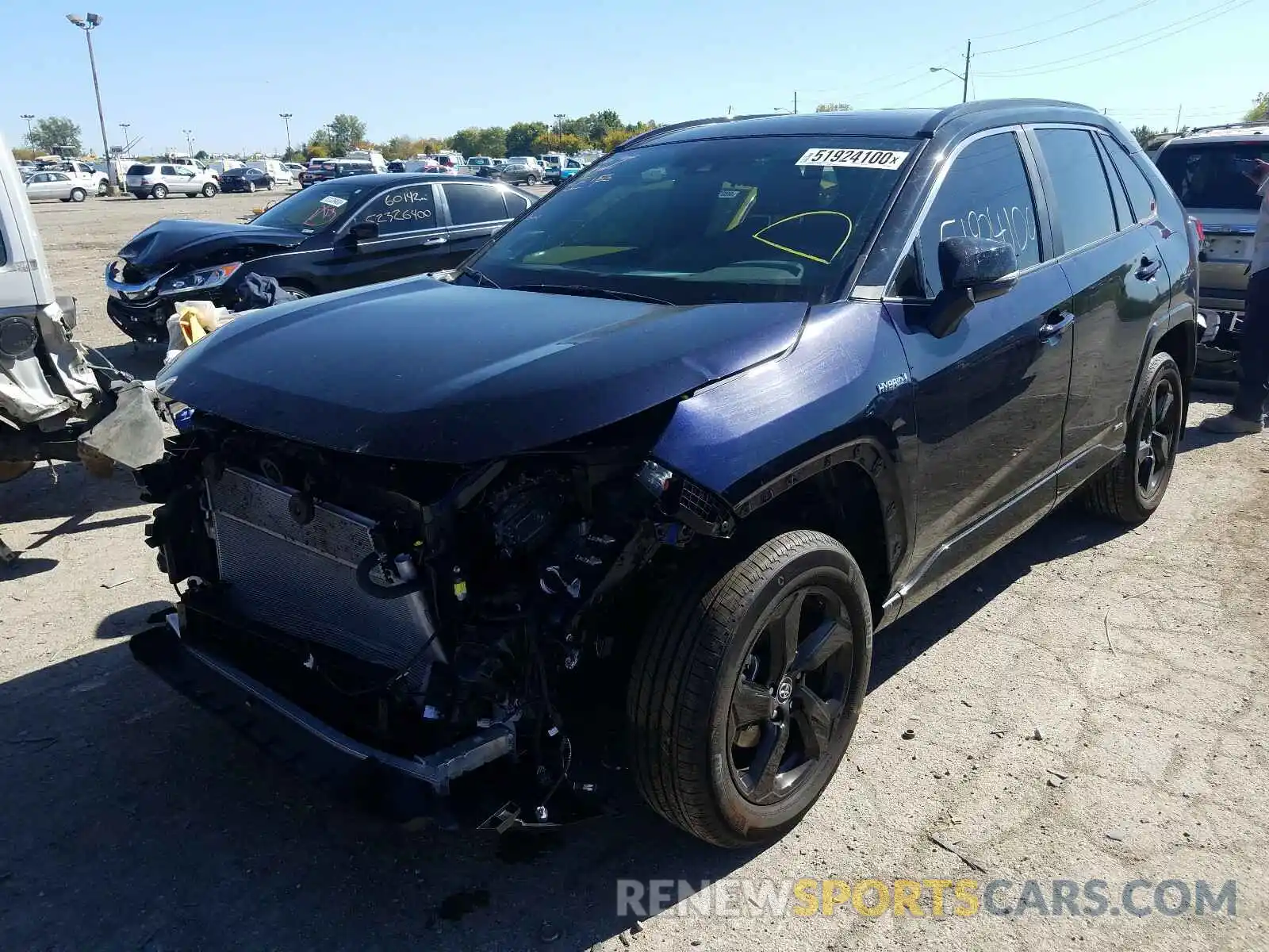 2 Photograph of a damaged car 4T3EWRFV4LU003088 TOYOTA RAV4 2020