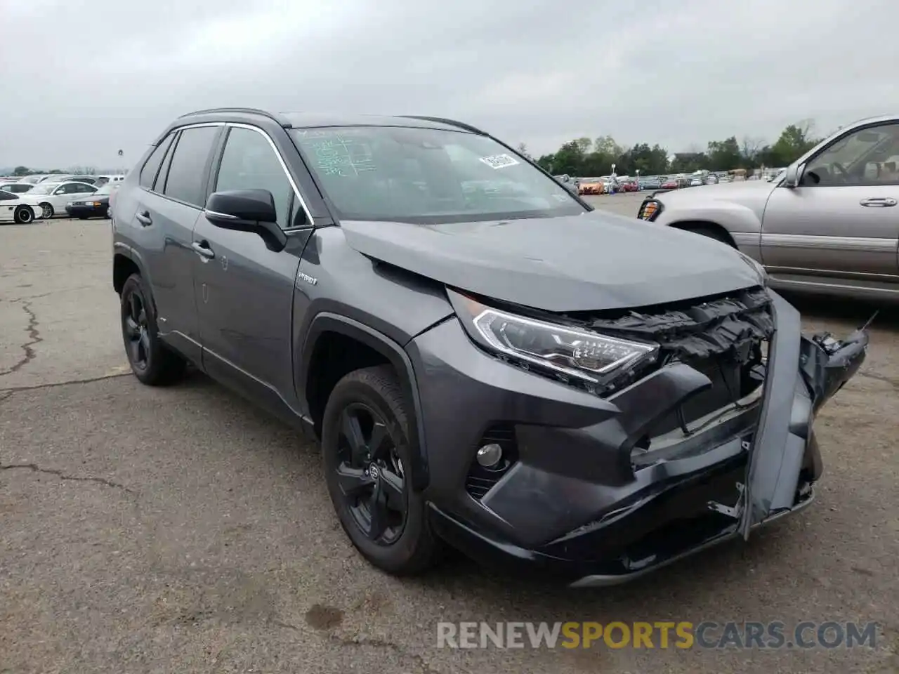 1 Photograph of a damaged car 4T3EWRFV4LU007576 TOYOTA RAV4 2020