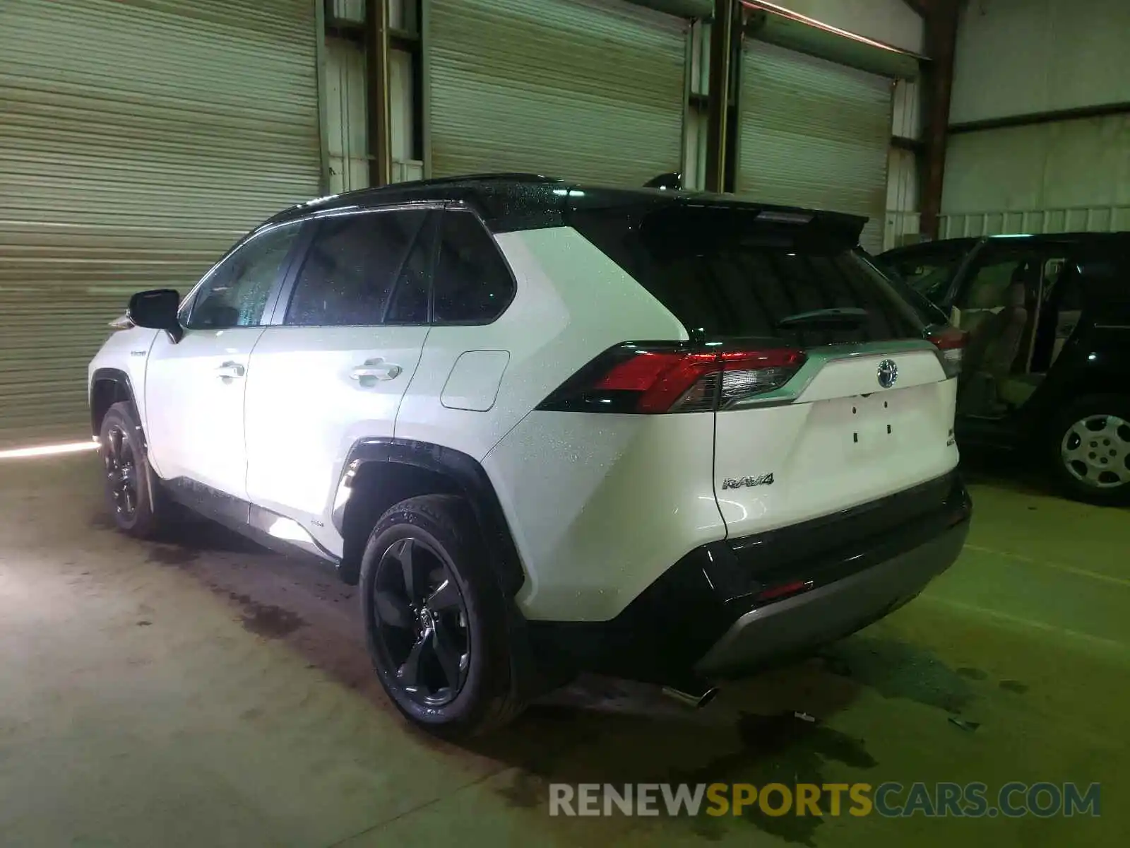 3 Photograph of a damaged car 4T3EWRFV8LU010416 TOYOTA RAV4 2020