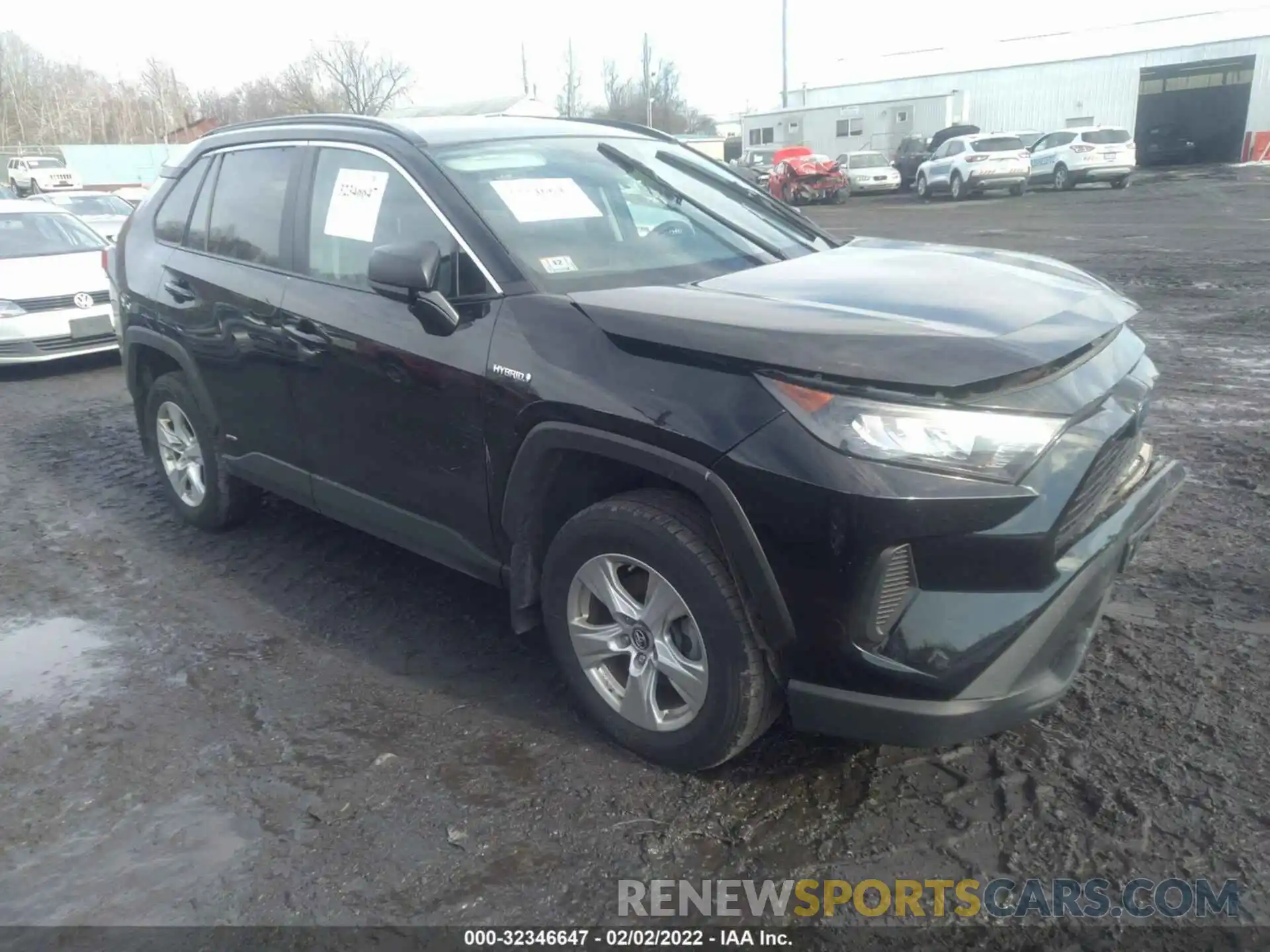 1 Photograph of a damaged car 4T3L6RFV6LU003035 TOYOTA RAV4 2020