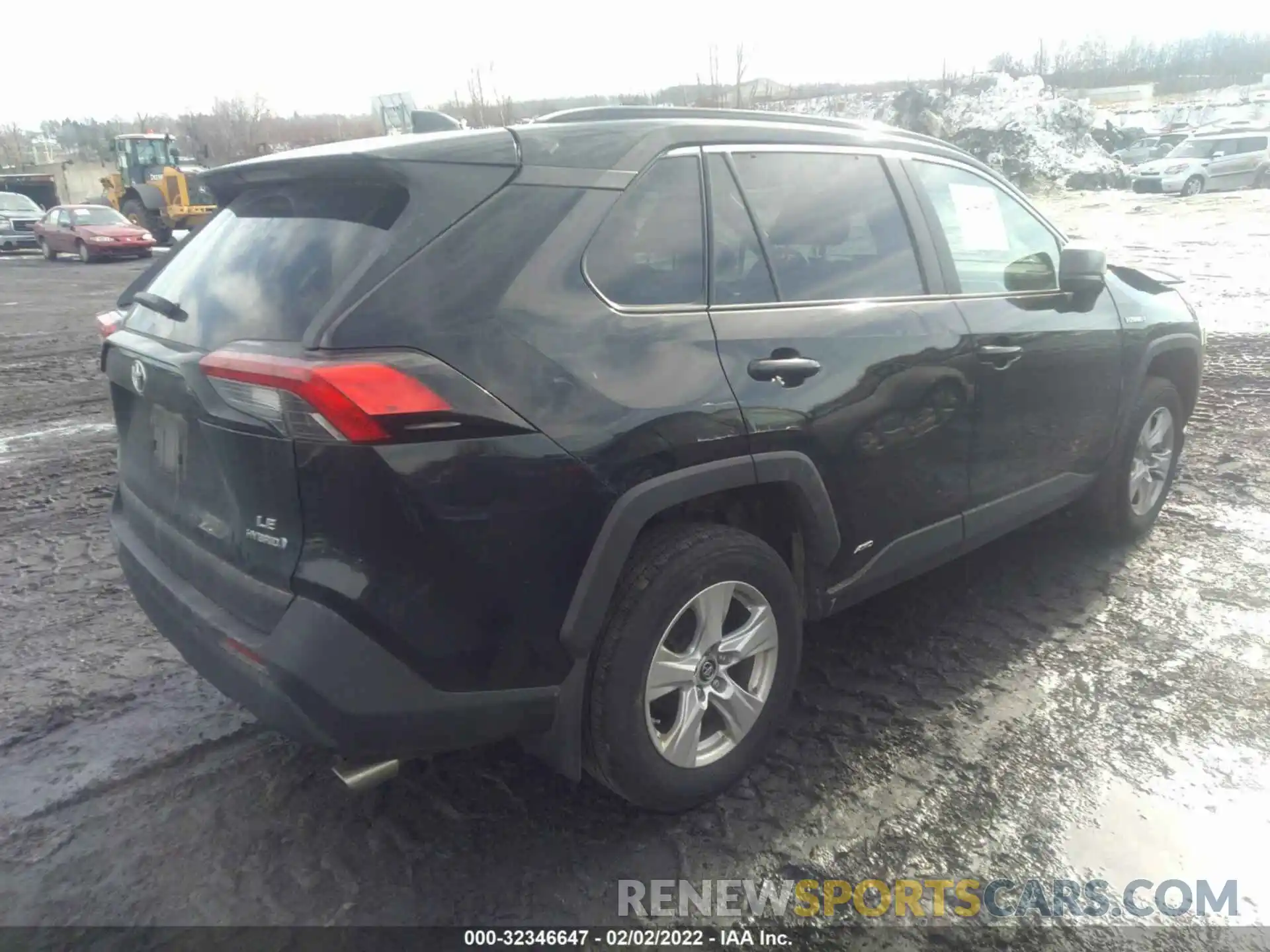 4 Photograph of a damaged car 4T3L6RFV6LU003035 TOYOTA RAV4 2020