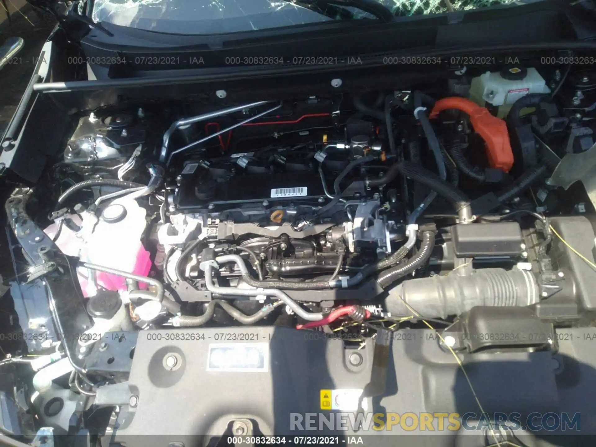 10 Фотография поврежденного автомобиля 4T3L6RFV6LU004637 TOYOTA RAV4 2020