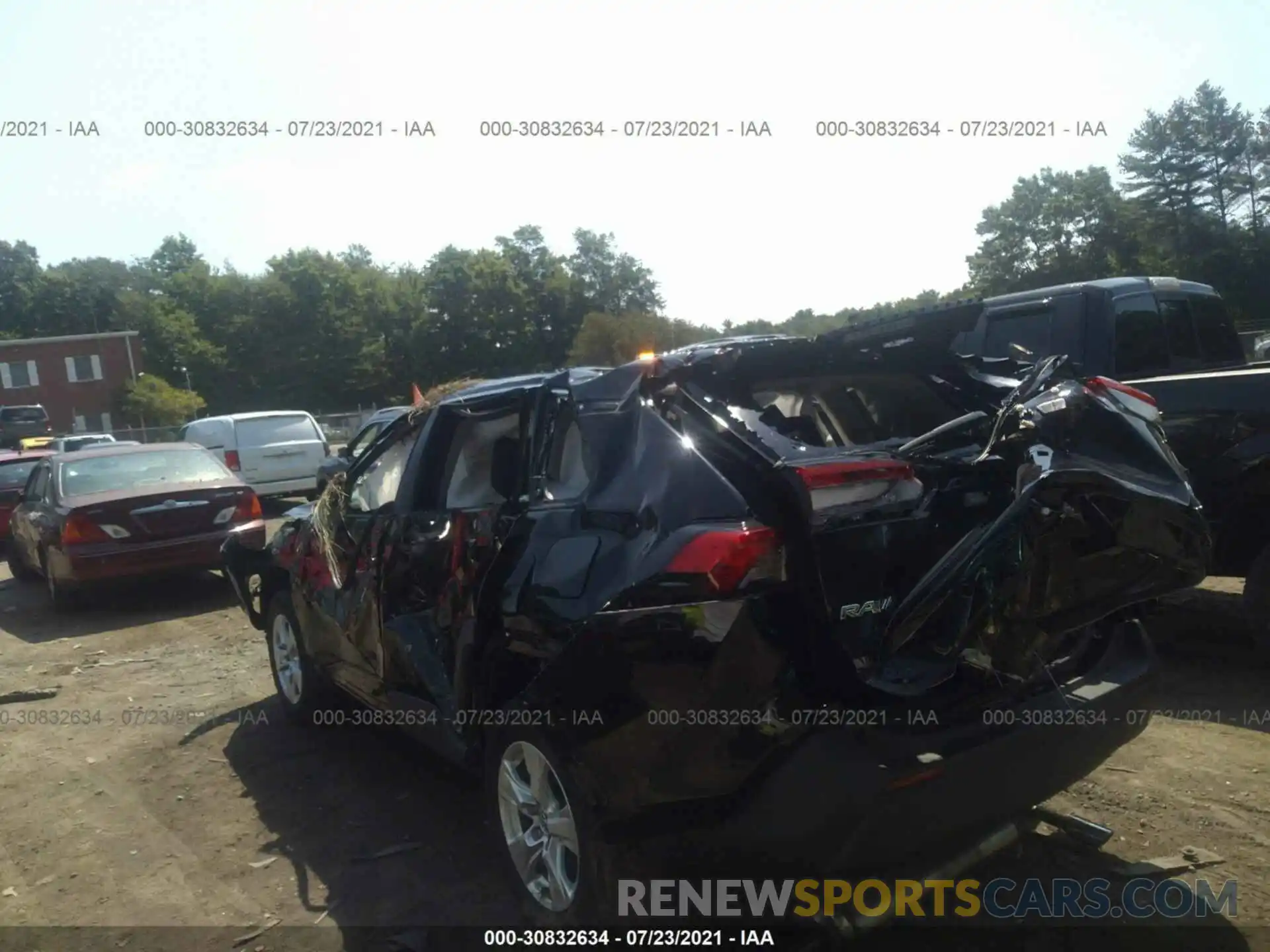 6 Photograph of a damaged car 4T3L6RFV6LU004637 TOYOTA RAV4 2020