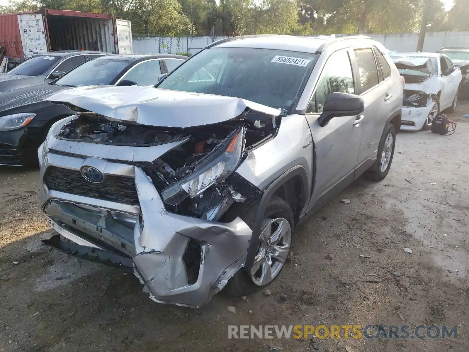 2 Photograph of a damaged car 4T3LWRFV6LU008302 TOYOTA RAV4 2020