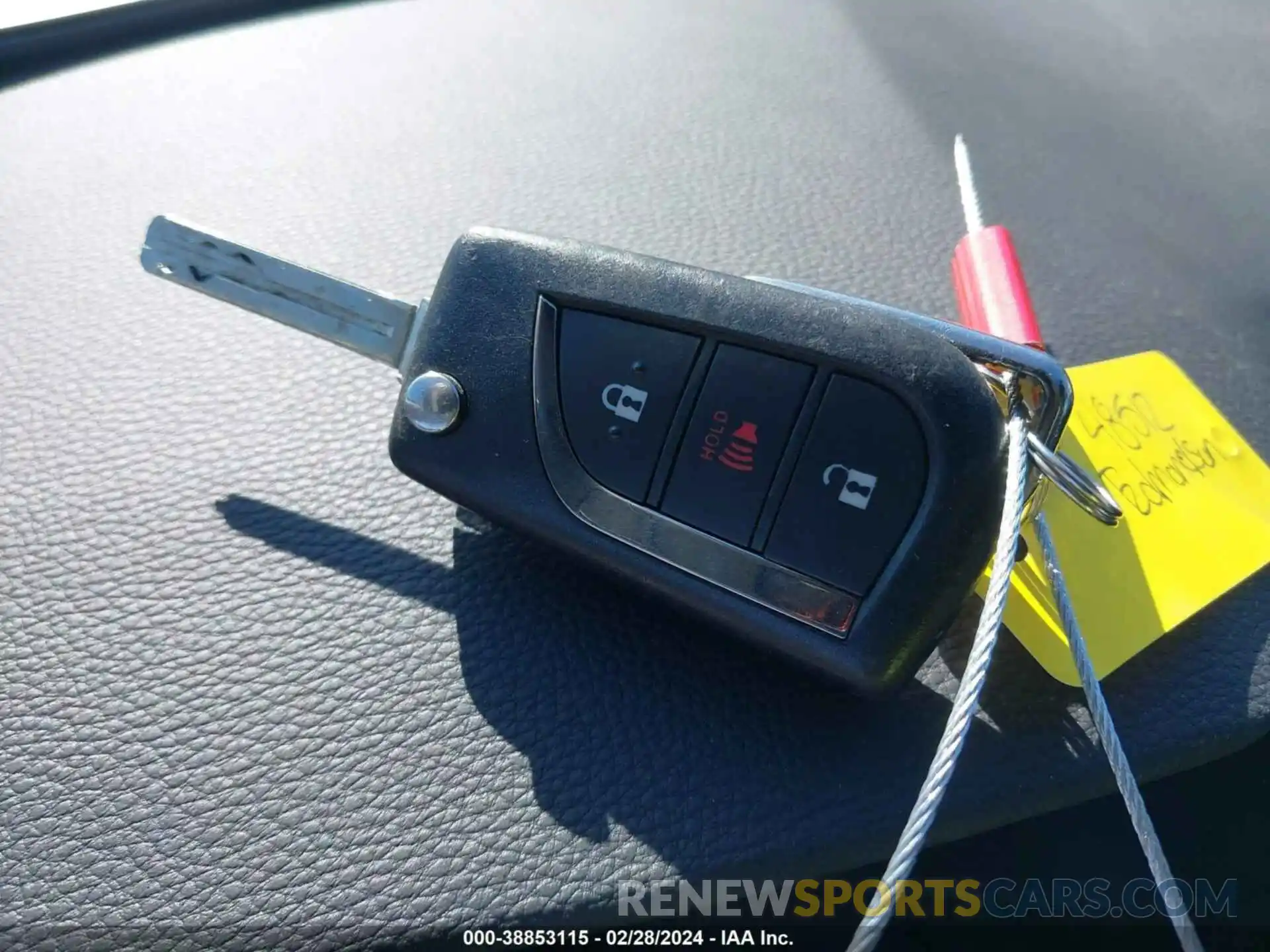 11 Photograph of a damaged car 4T3MWRFV3LU008181 TOYOTA RAV4 2020