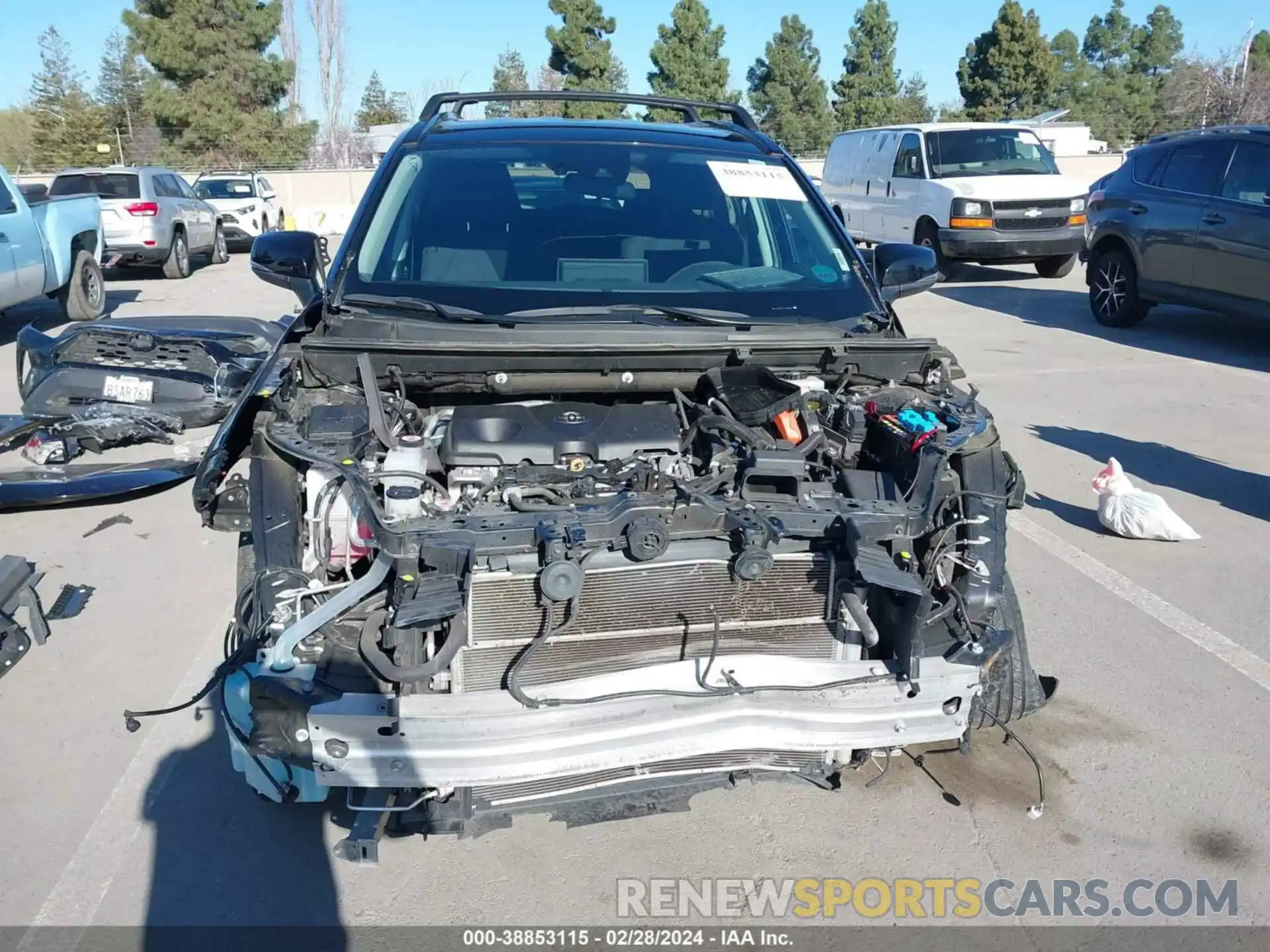 13 Photograph of a damaged car 4T3MWRFV3LU008181 TOYOTA RAV4 2020