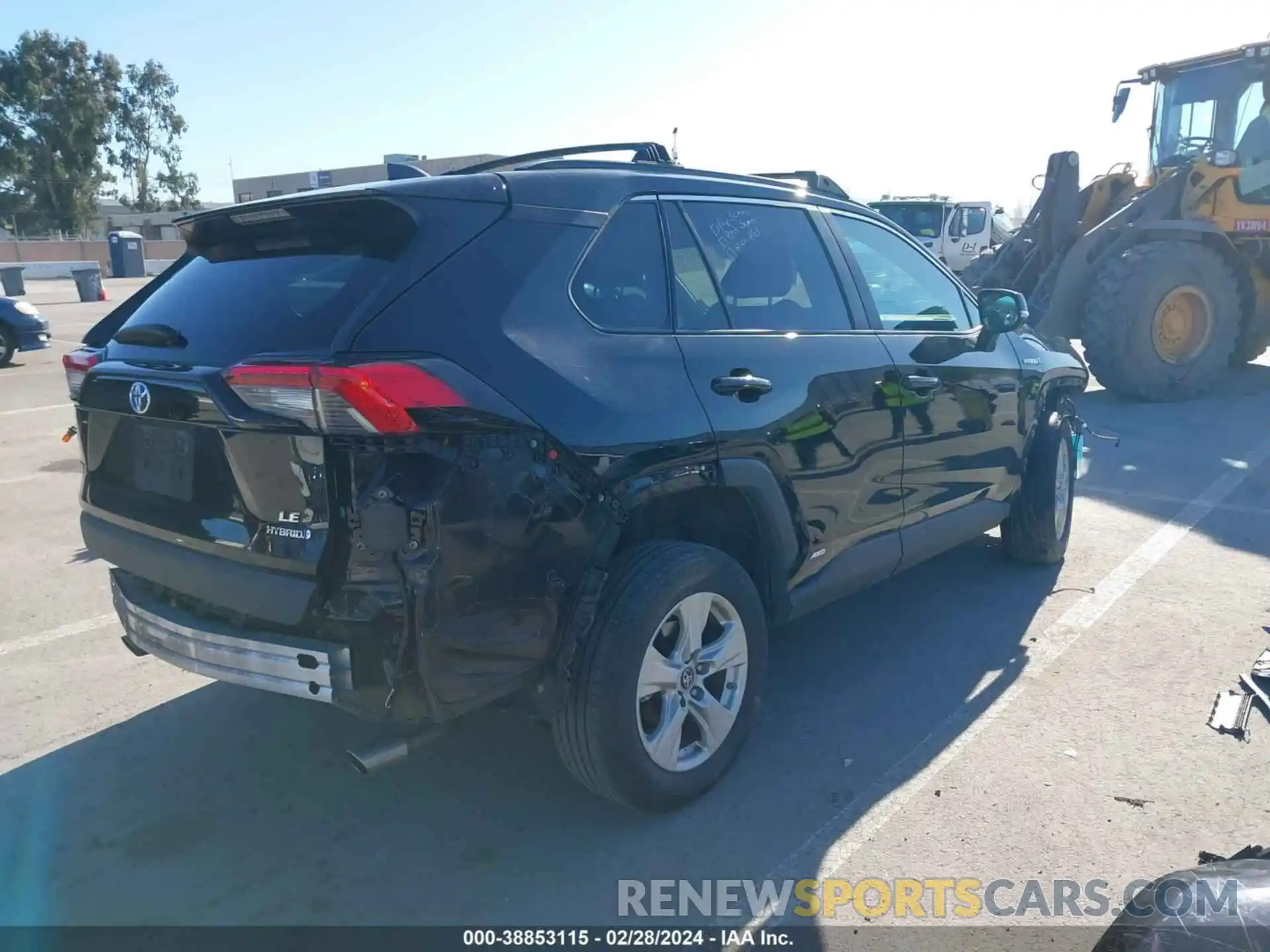 4 Photograph of a damaged car 4T3MWRFV3LU008181 TOYOTA RAV4 2020