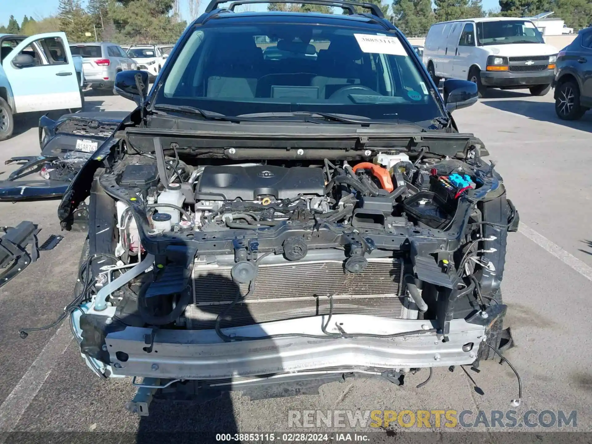 6 Photograph of a damaged car 4T3MWRFV3LU008181 TOYOTA RAV4 2020