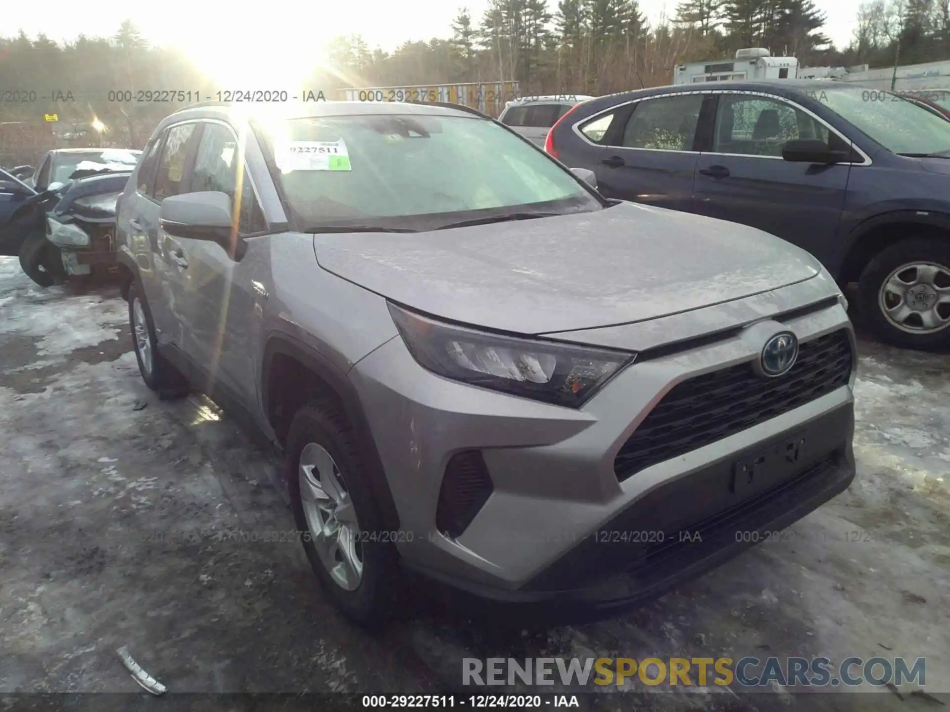 1 Photograph of a damaged car 4T3MWRFV7LU009978 TOYOTA RAV4 2020