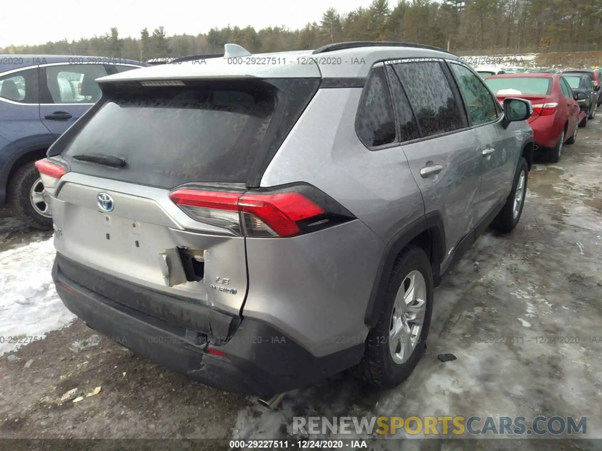 4 Photograph of a damaged car 4T3MWRFV7LU009978 TOYOTA RAV4 2020