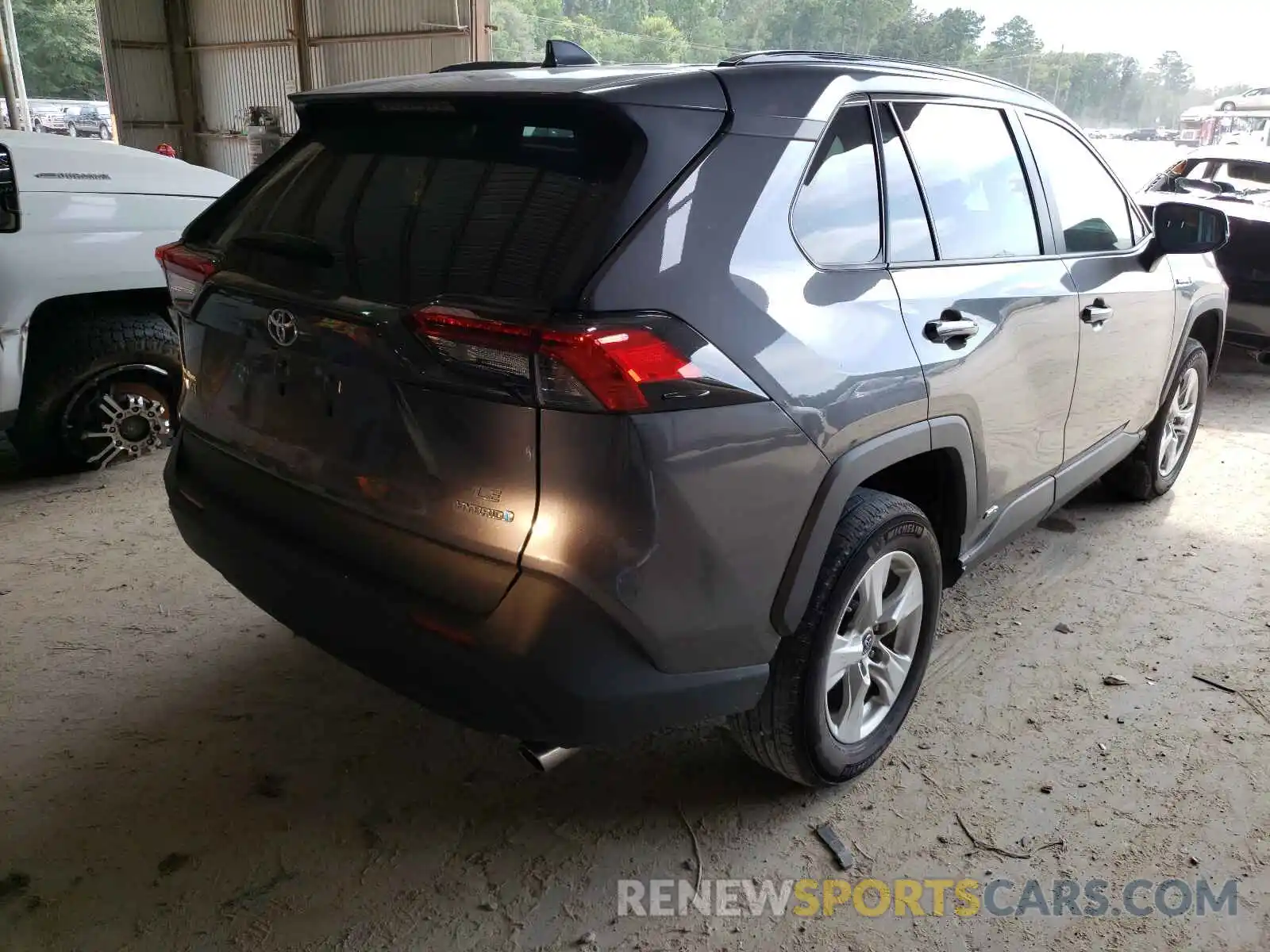 4 Photograph of a damaged car 4T3MWRFV9LU007701 TOYOTA RAV4 2020