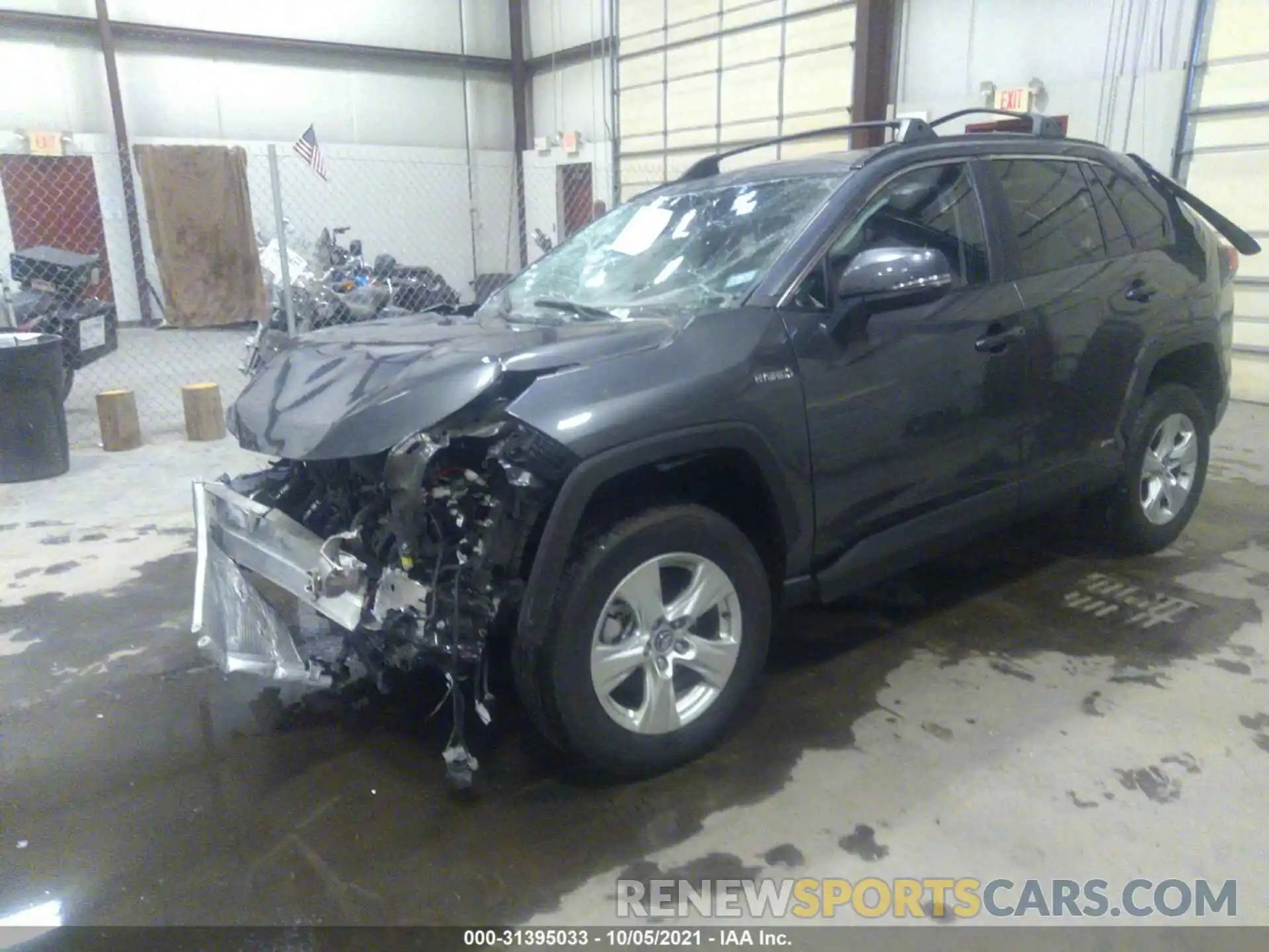 2 Photograph of a damaged car 4T3R6RFV0LU003509 TOYOTA RAV4 2020