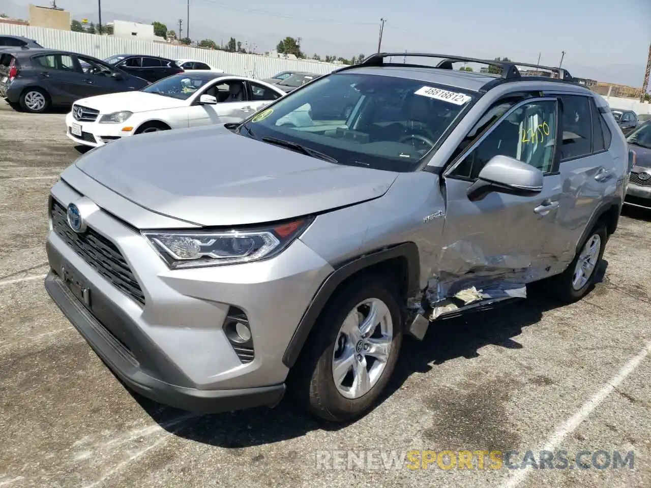 2 Photograph of a damaged car 4T3R6RFV1LU003812 TOYOTA RAV4 2020