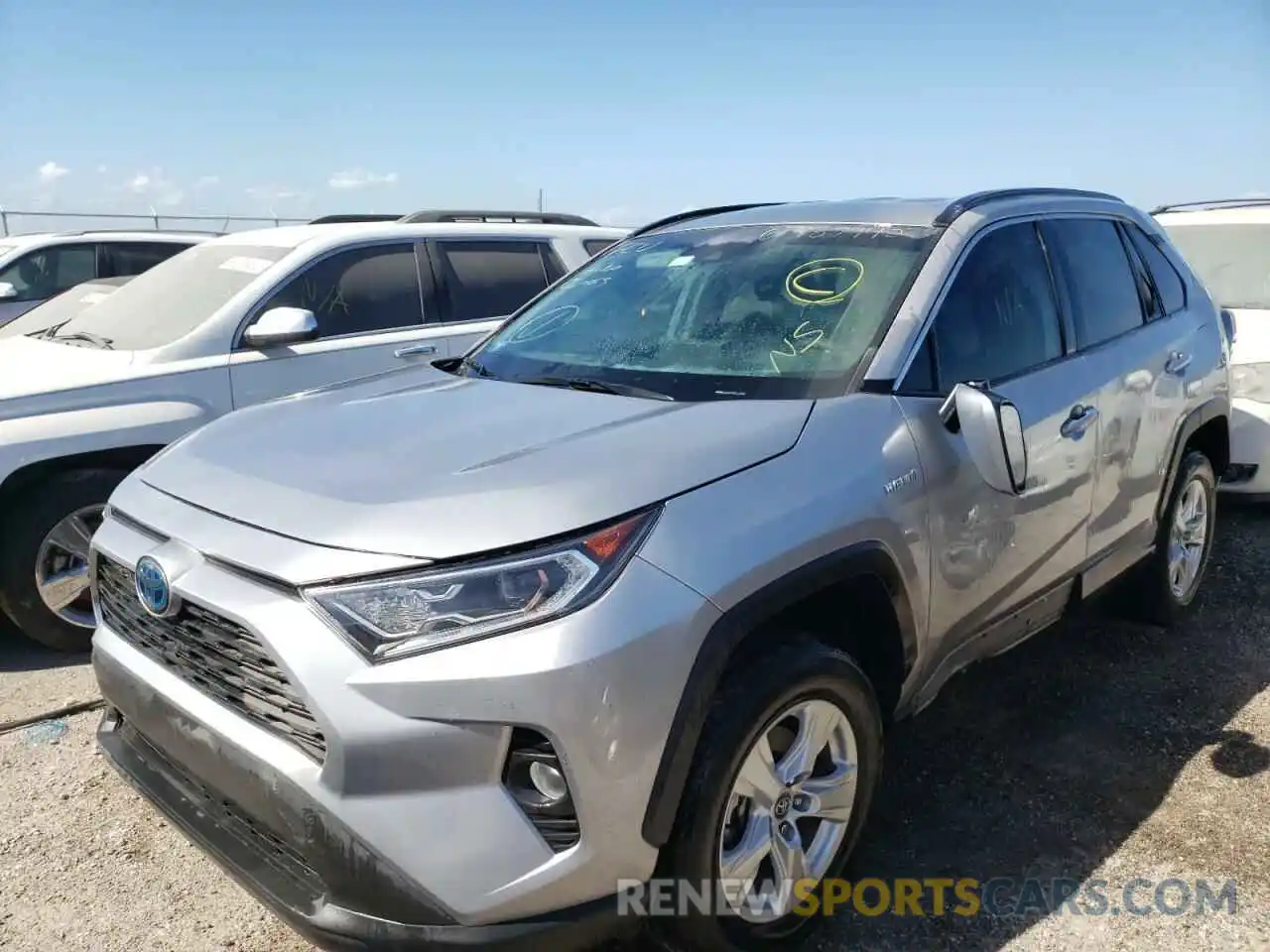 2 Photograph of a damaged car 4T3R6RFV2LU003687 TOYOTA RAV4 2020