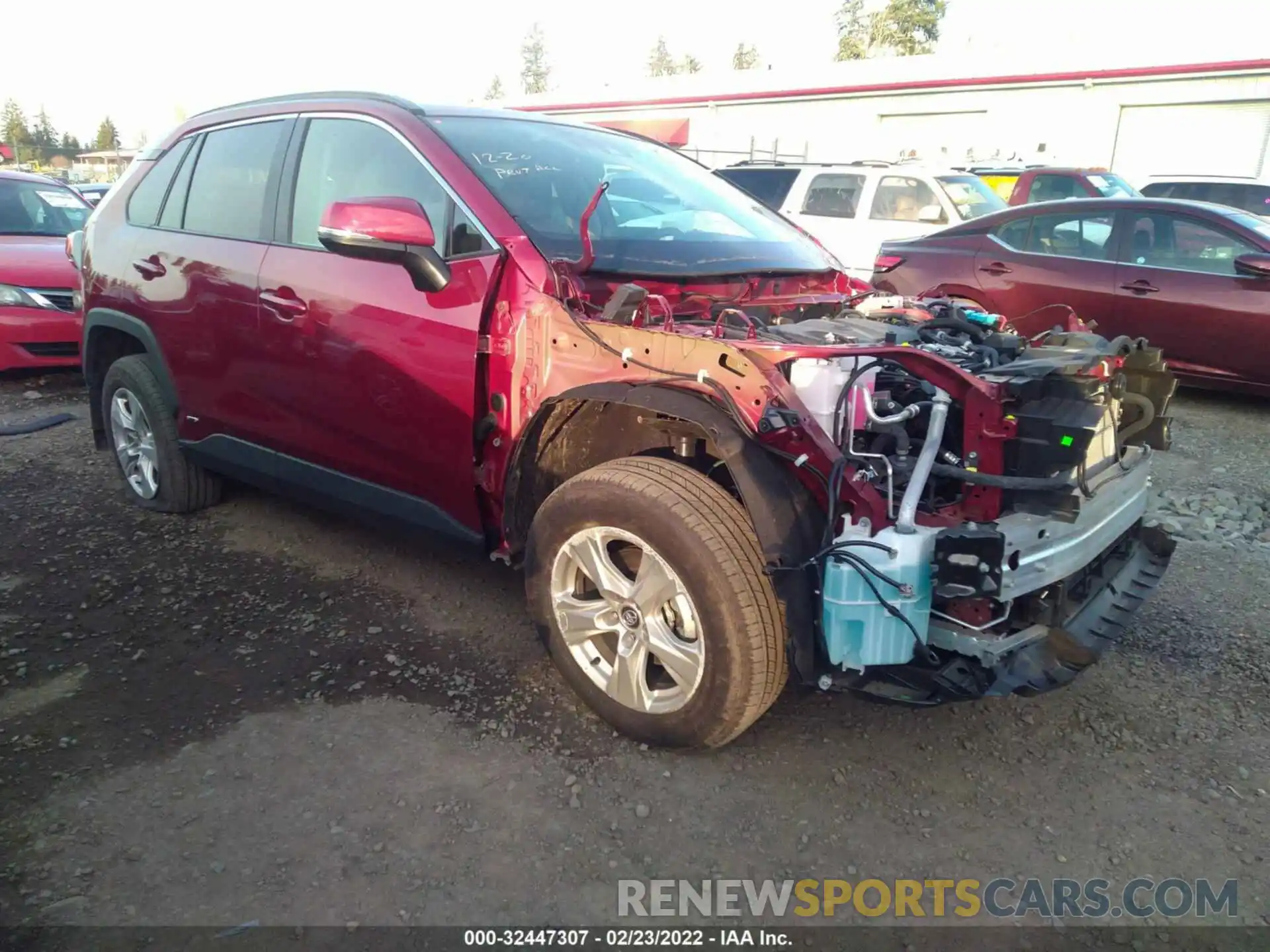 1 Photograph of a damaged car 4T3R6RFV4LU002301 TOYOTA RAV4 2020