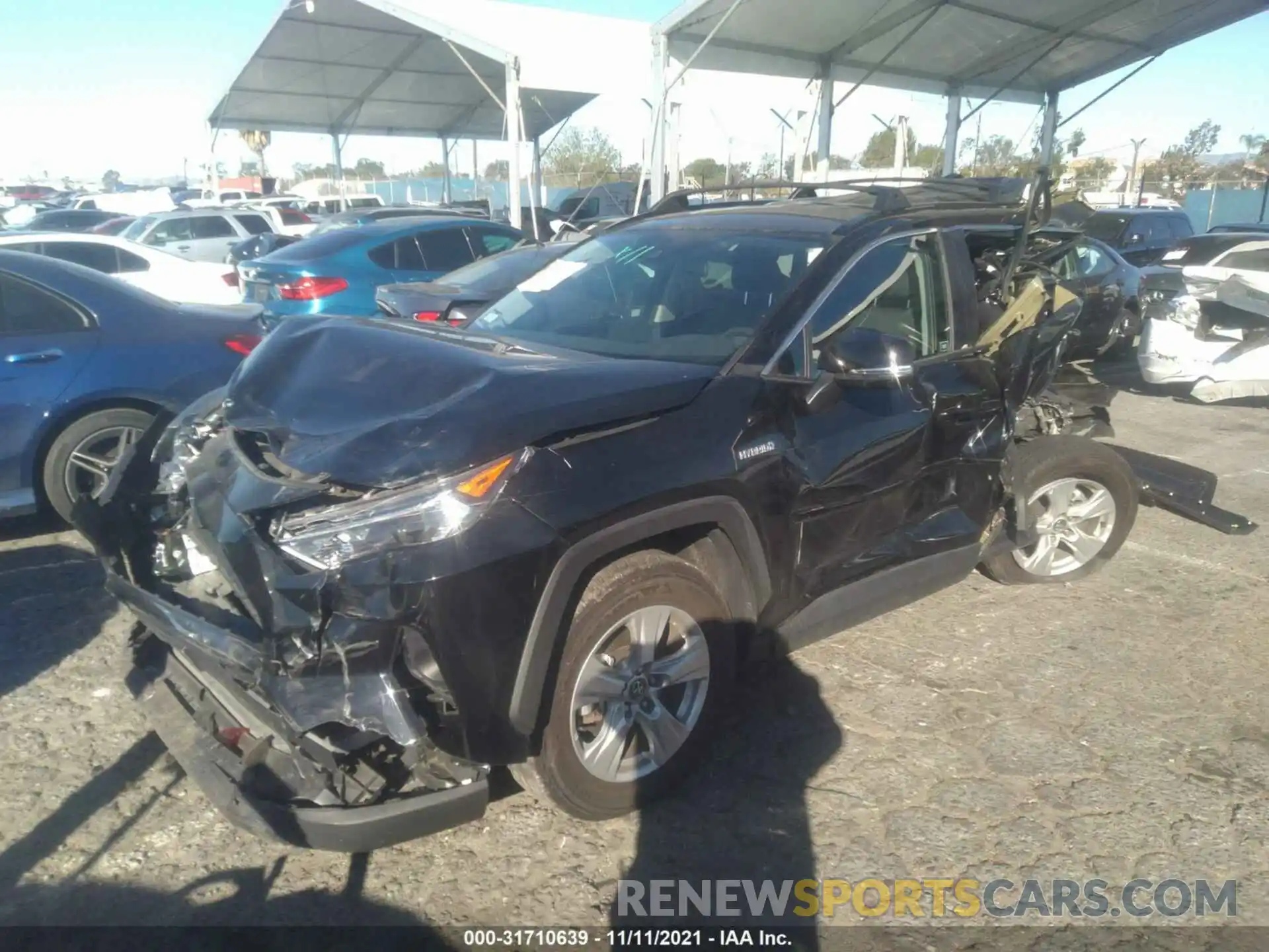 2 Photograph of a damaged car 4T3R6RFV6LU003093 TOYOTA RAV4 2020