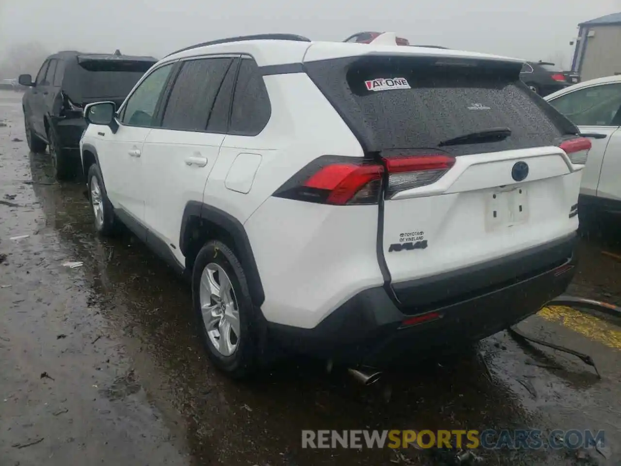 3 Photograph of a damaged car 4T3R6RFV9LU004254 TOYOTA RAV4 2020