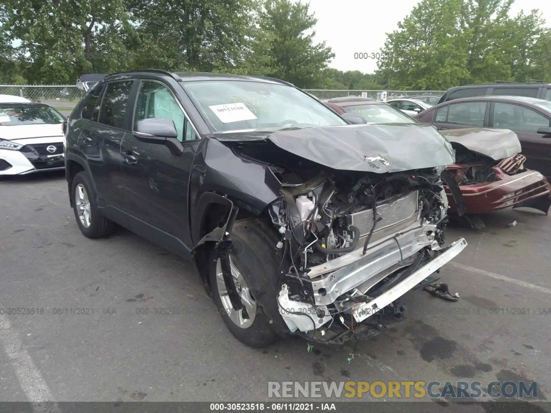 1 Photograph of a damaged car 4T3RWRFV1LU002854 TOYOTA RAV4 2020