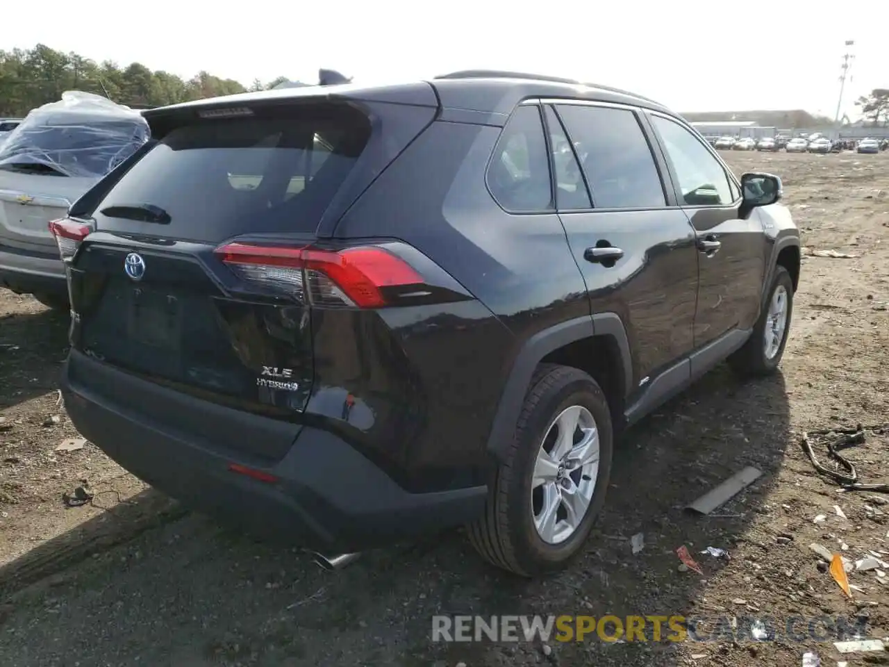 4 Photograph of a damaged car 4T3RWRFV1LU007116 TOYOTA RAV4 2020