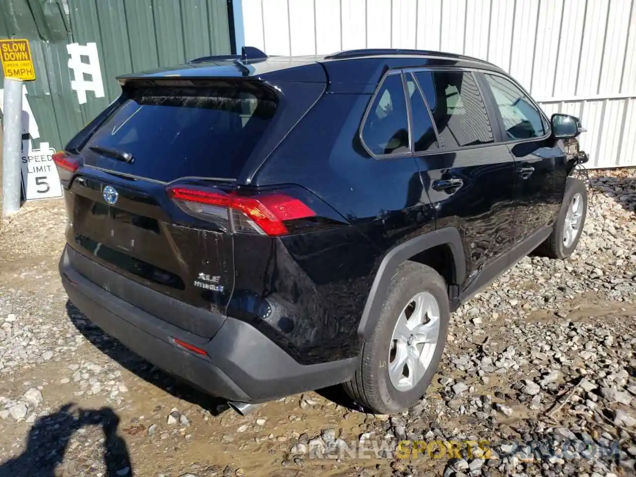 4 Photograph of a damaged car 4T3RWRFV1LU010596 TOYOTA RAV4 2020