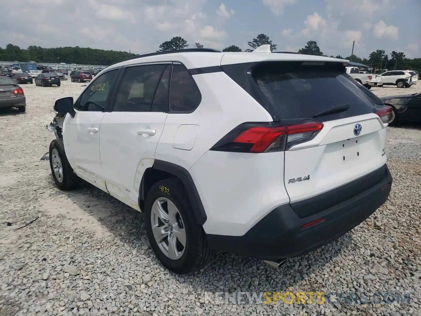 3 Photograph of a damaged car 4T3RWRFV2LU003110 TOYOTA RAV4 2020