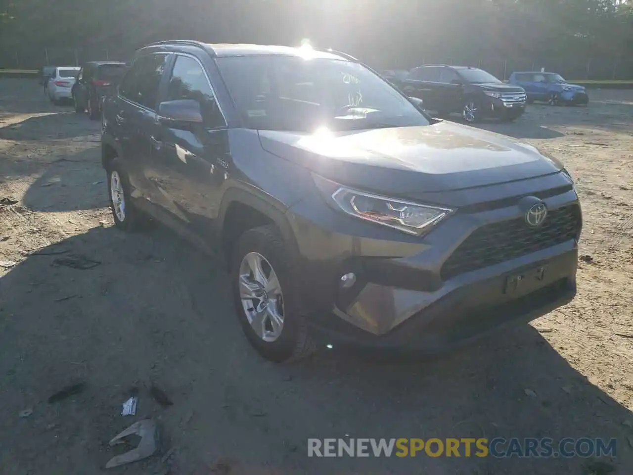 1 Photograph of a damaged car 4T3RWRFV3LU003357 TOYOTA RAV4 2020