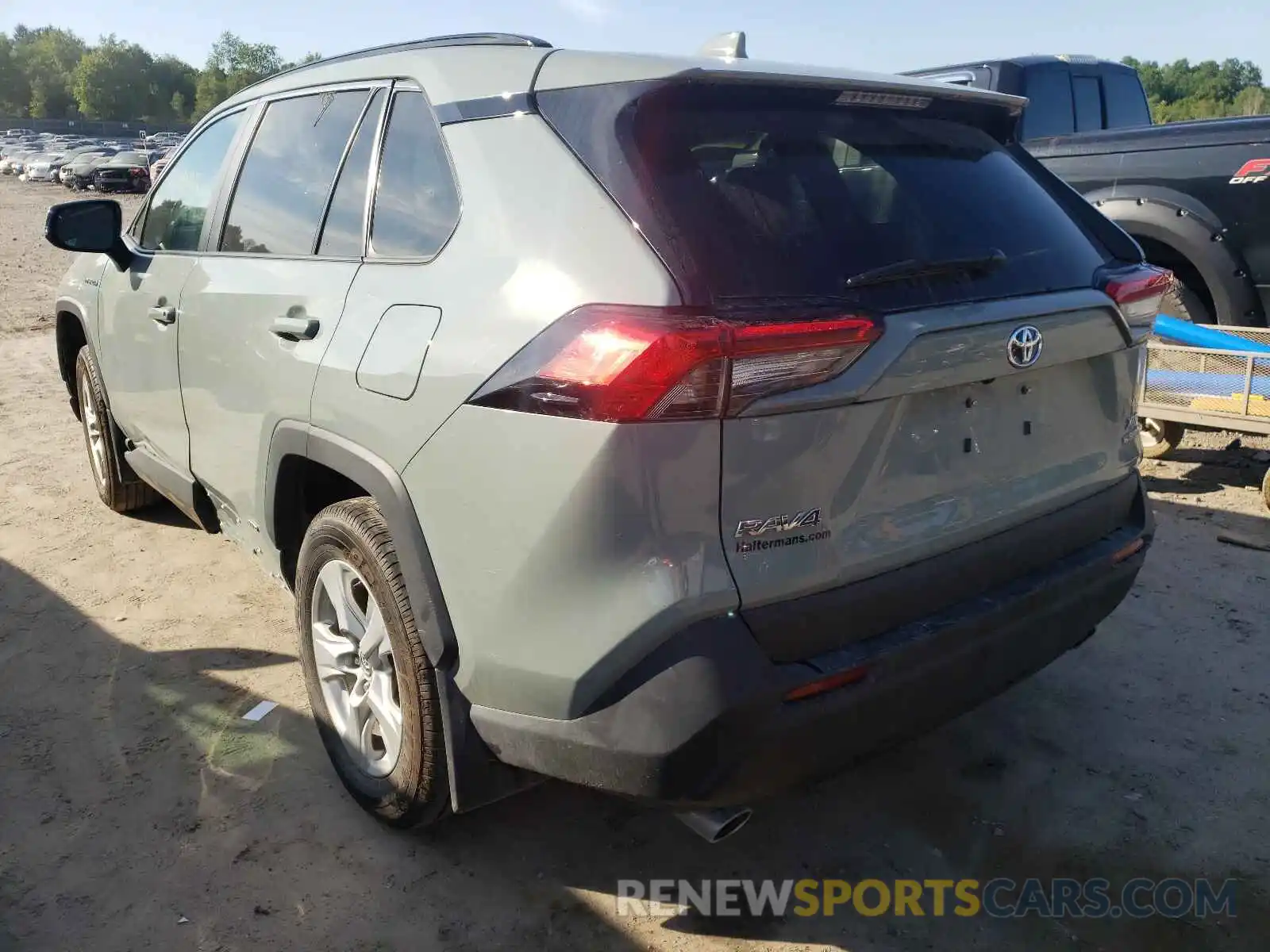 3 Photograph of a damaged car 4T3RWRFV5LU003781 TOYOTA RAV4 2020