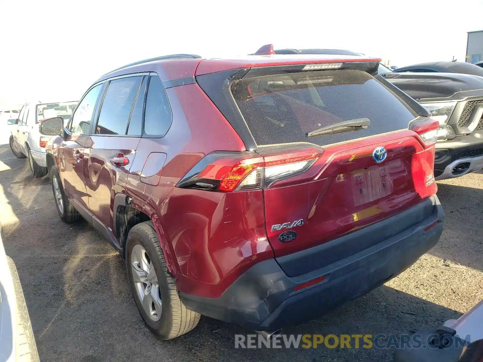 3 Photograph of a damaged car 4T3RWRFV6LU003272 TOYOTA RAV4 2020