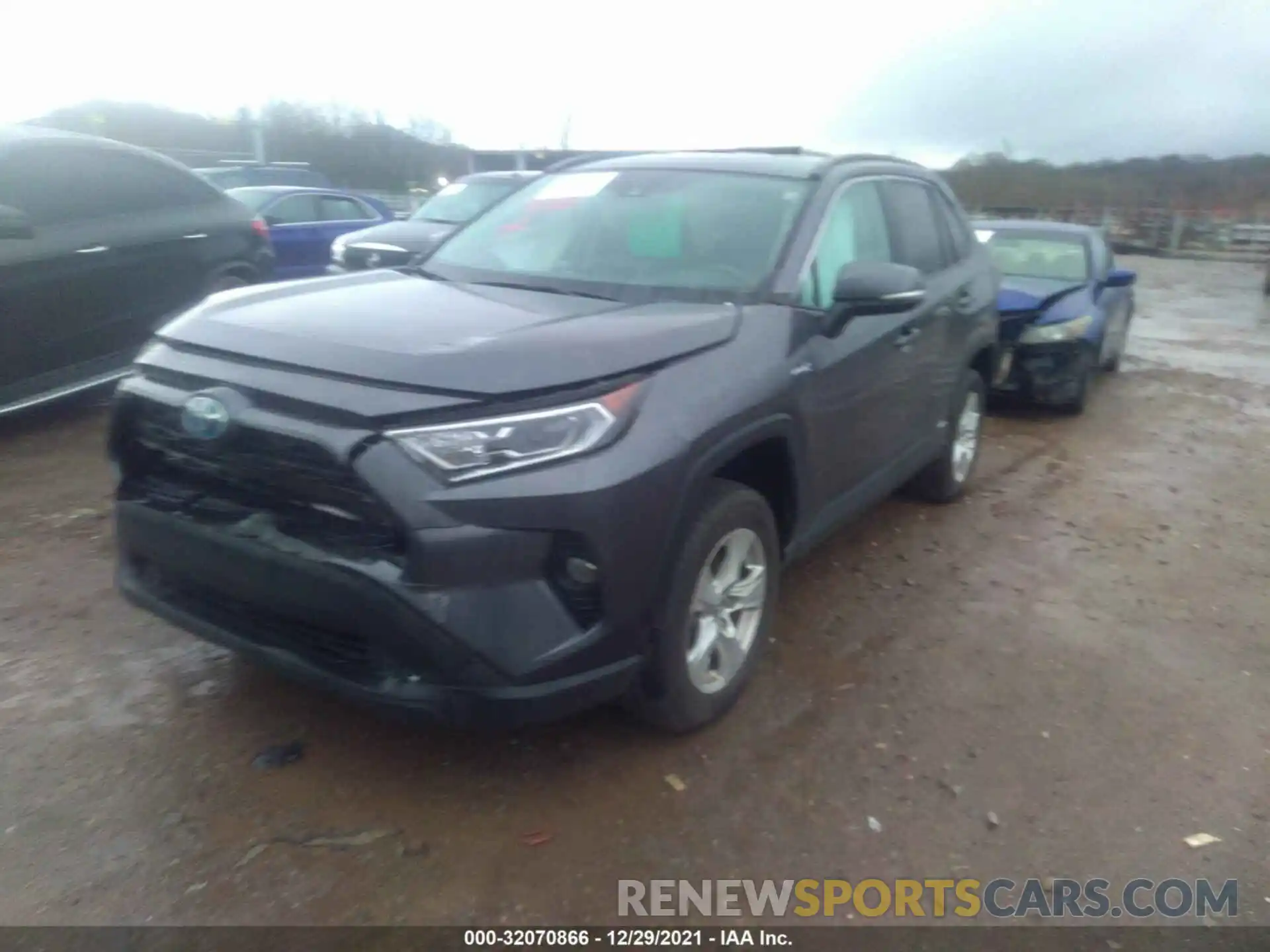 2 Photograph of a damaged car 4T3RWRFV7LU003104 TOYOTA RAV4 2020