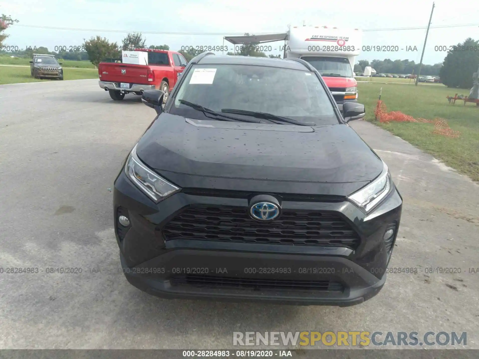 6 Photograph of a damaged car 4T3RWRFV7LU005712 TOYOTA RAV4 2020