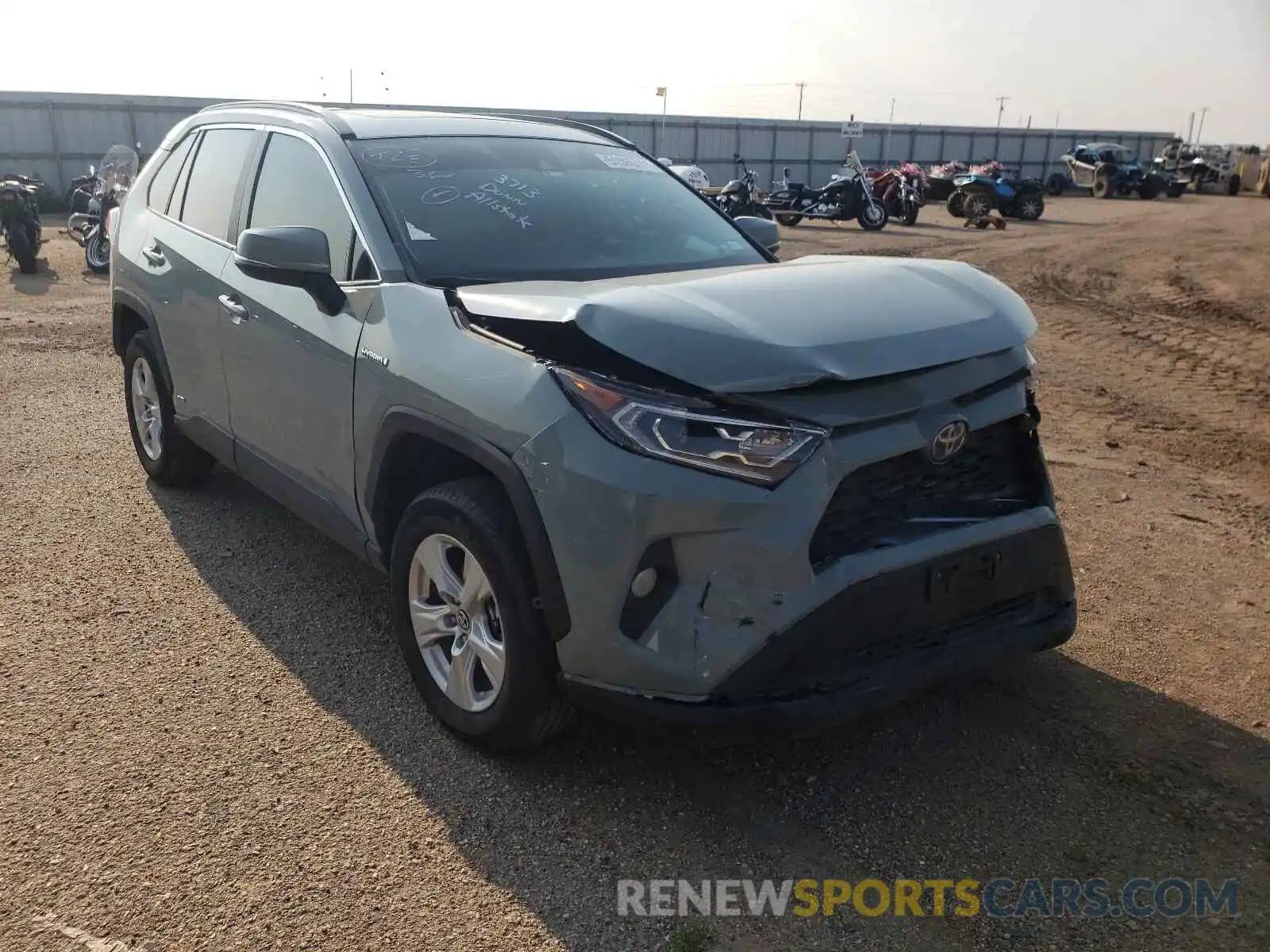 1 Photograph of a damaged car 4T3RWRFV7LU007931 TOYOTA RAV4 2020