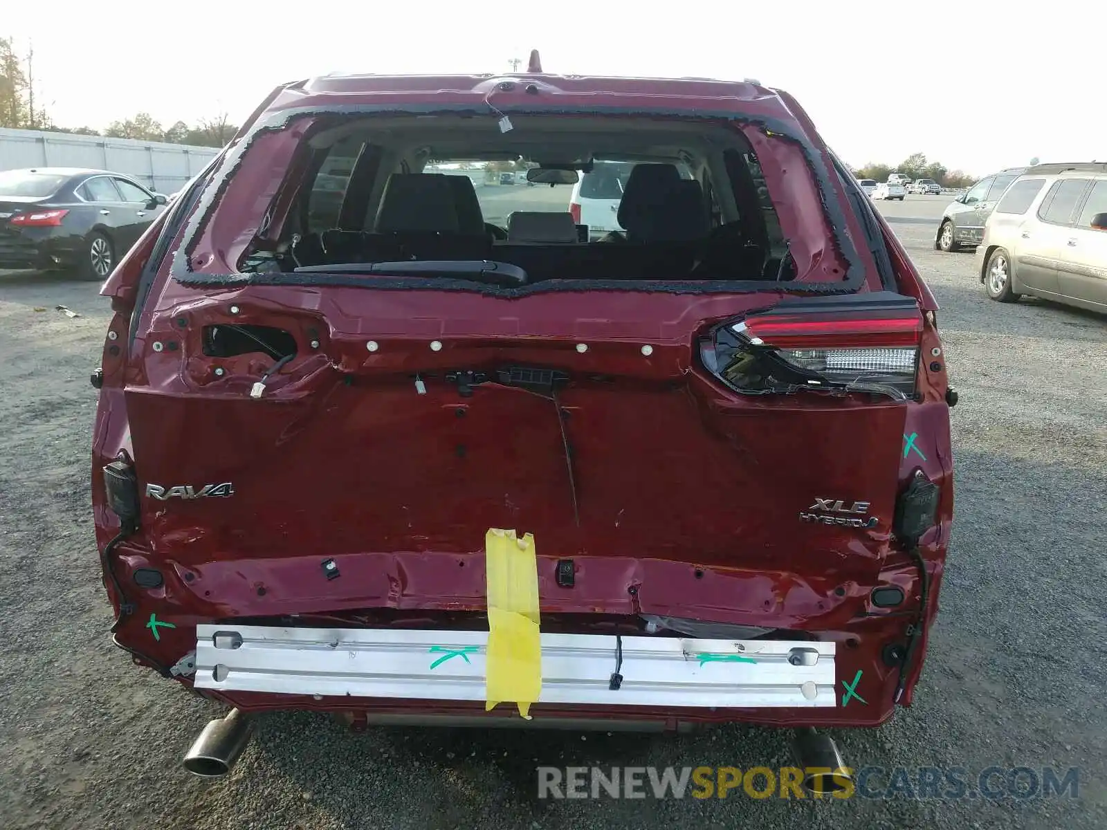 9 Photograph of a damaged car 4T3RWRFV7LU010523 TOYOTA RAV4 2020