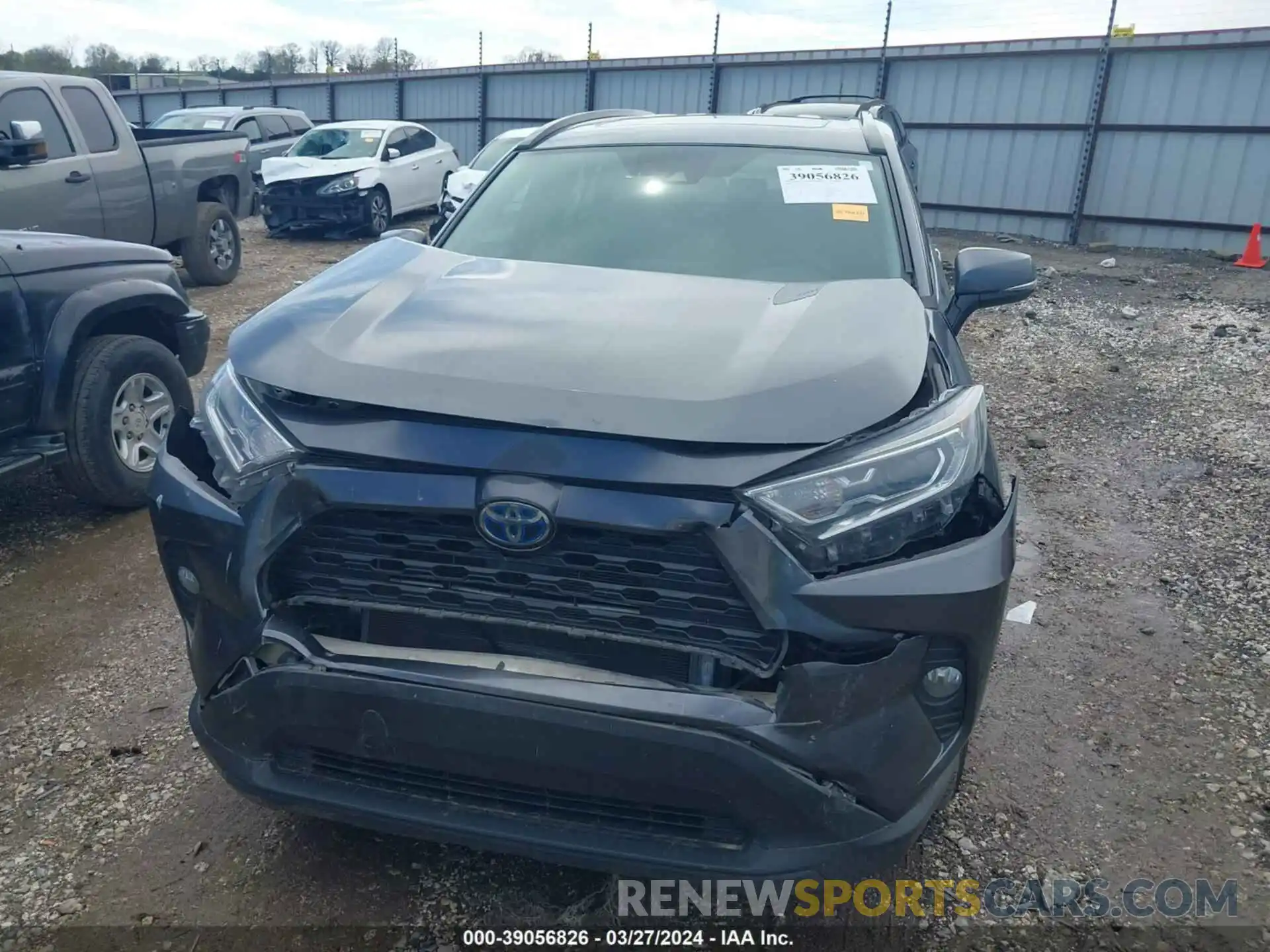 12 Photograph of a damaged car 4T3RWRFV8LU002253 TOYOTA RAV4 2020