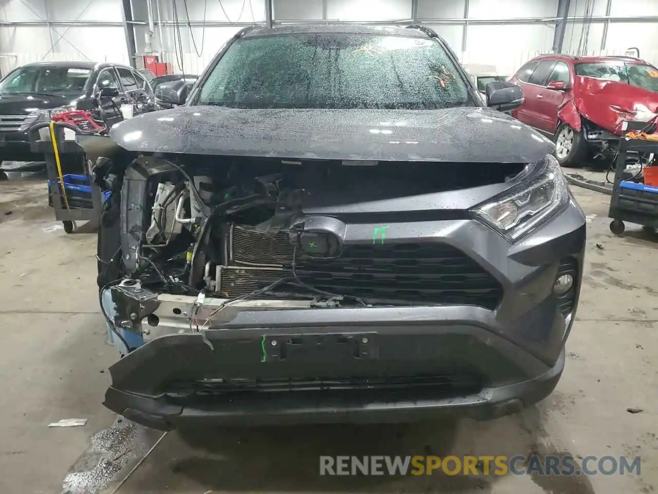 5 Photograph of a damaged car 4T3RWRFV8LU003113 TOYOTA RAV4 2020