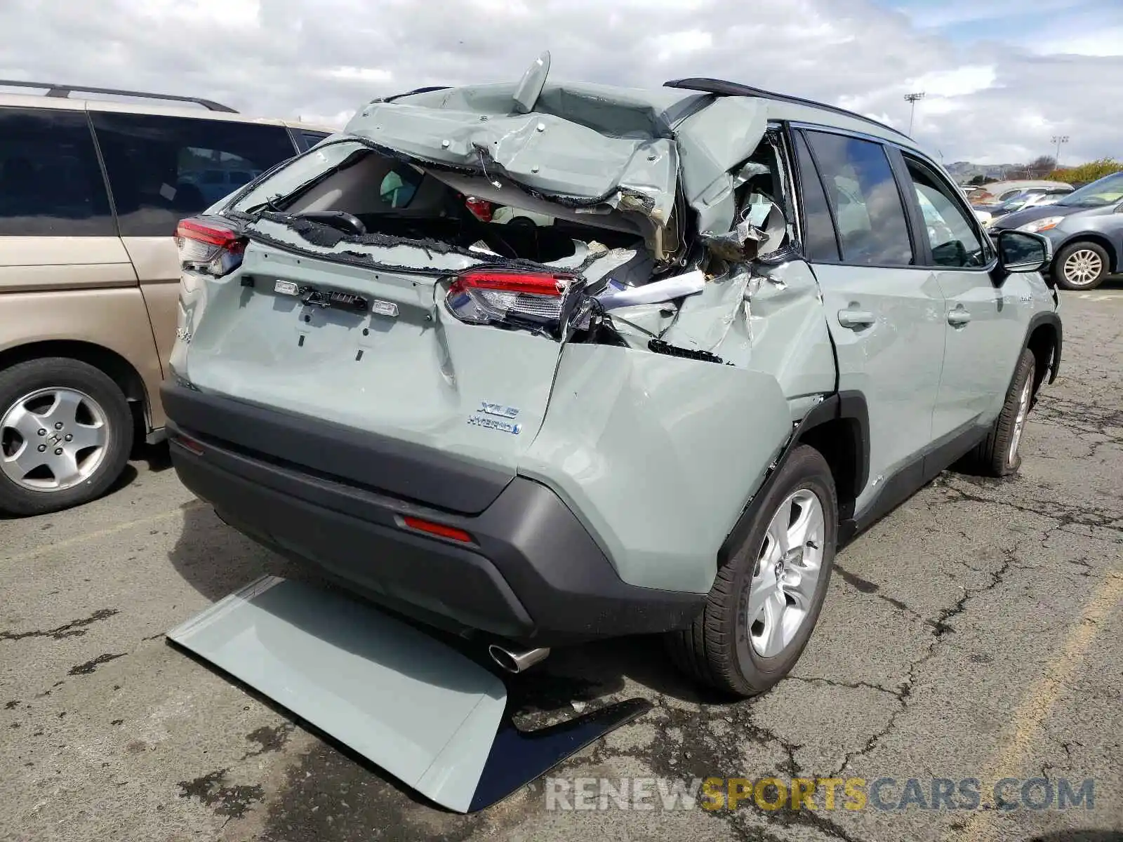 4 Photograph of a damaged car 4T3RWRFV8LU003516 TOYOTA RAV4 2020