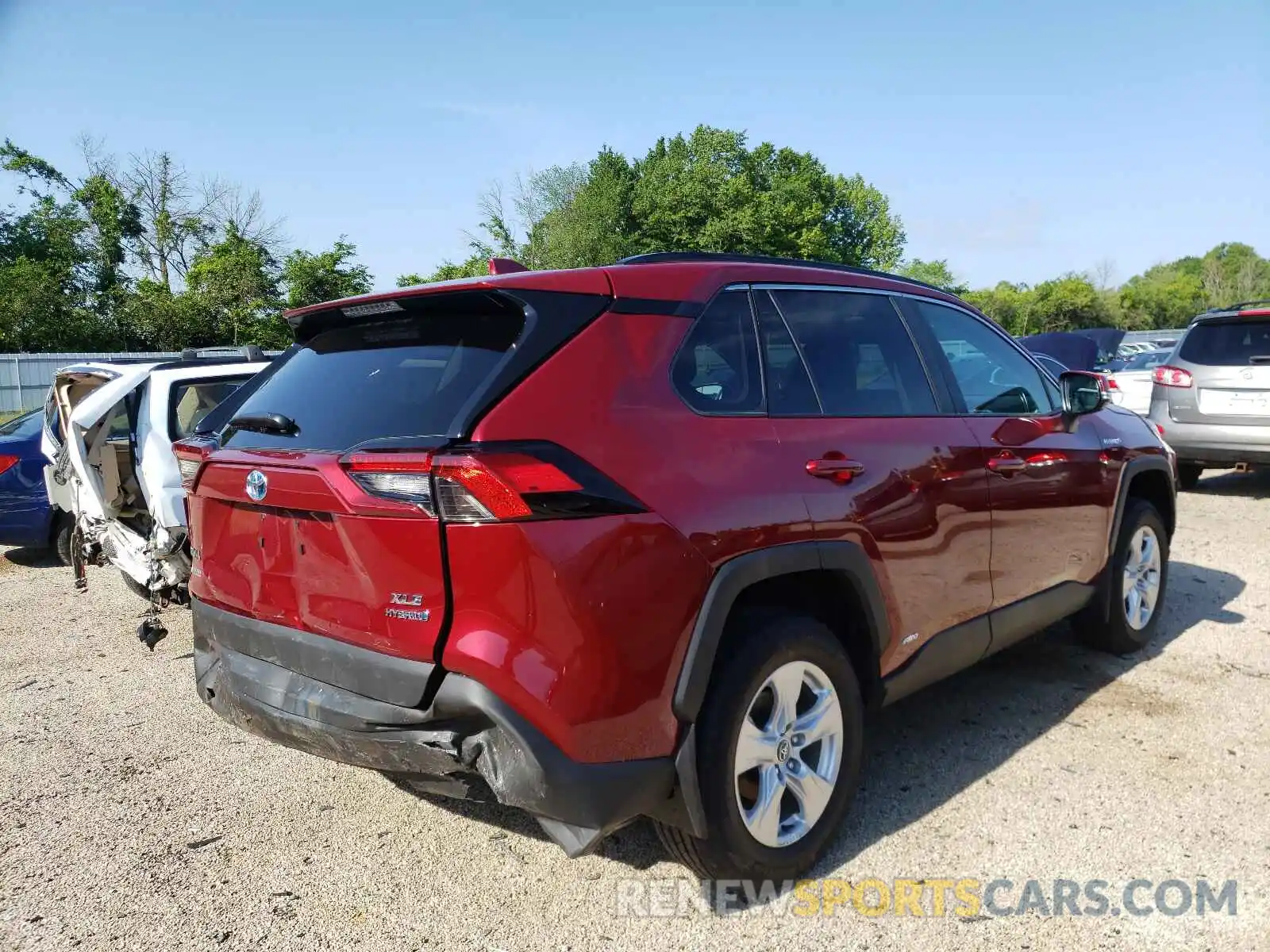 4 Photograph of a damaged car 4T3RWRFV9LU010569 TOYOTA RAV4 2020