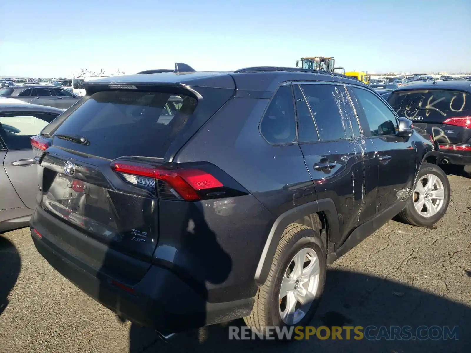 4 Photograph of a damaged car 5TJ3E1EB2KF433614 TOYOTA RAV4 2020