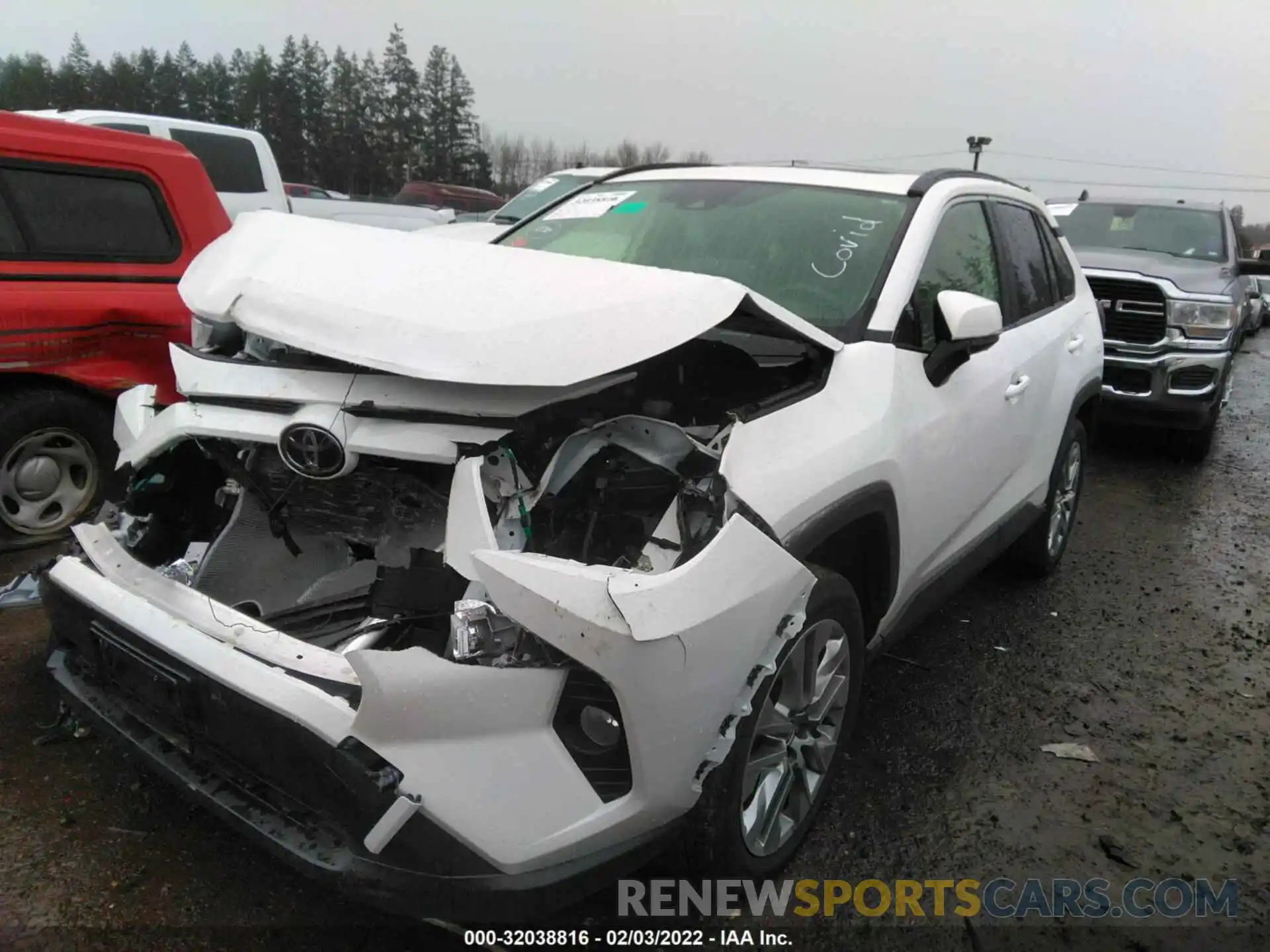 2 Photograph of a damaged car JTMA1RFV0LD059684 TOYOTA RAV4 2020