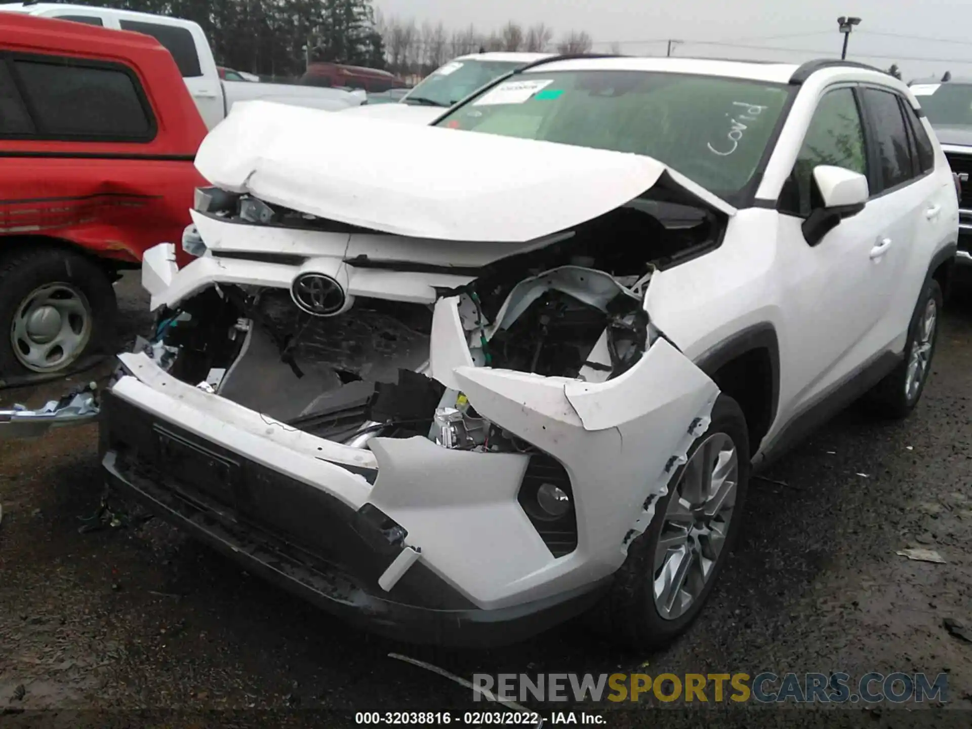 6 Photograph of a damaged car JTMA1RFV0LD059684 TOYOTA RAV4 2020