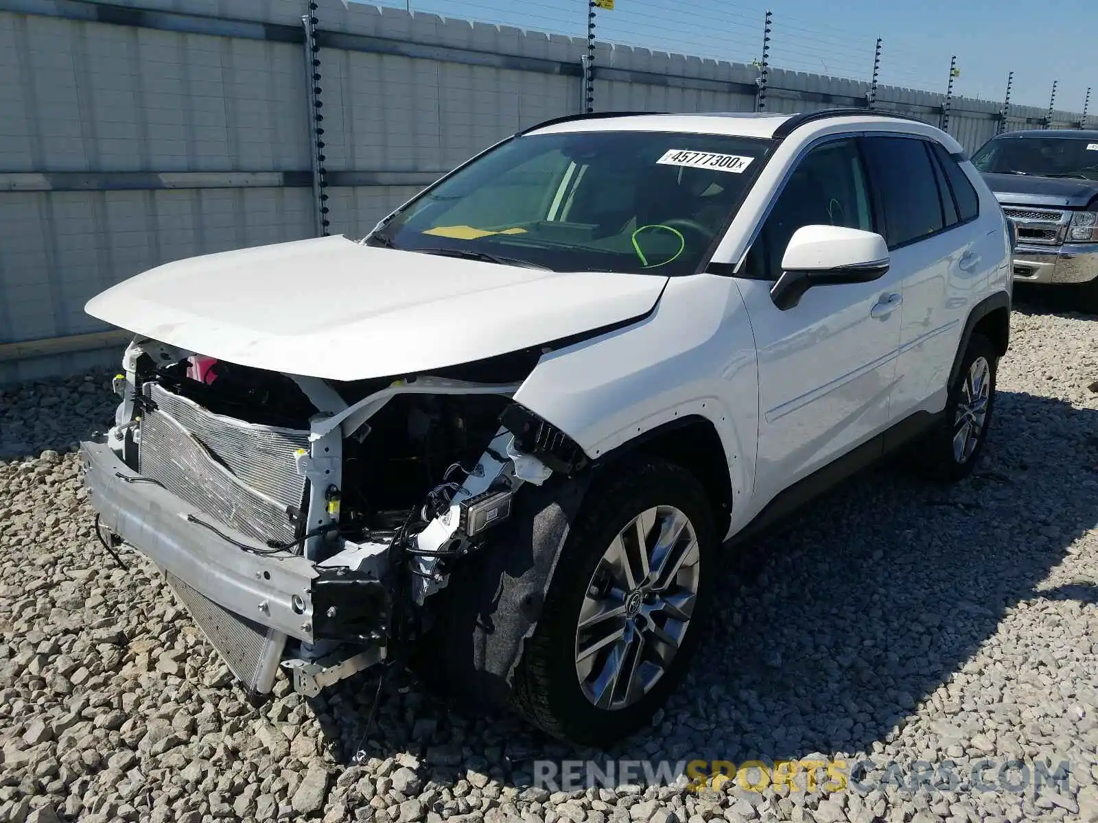 2 Photograph of a damaged car JTMA1RFV0LD060303 TOYOTA RAV4 2020