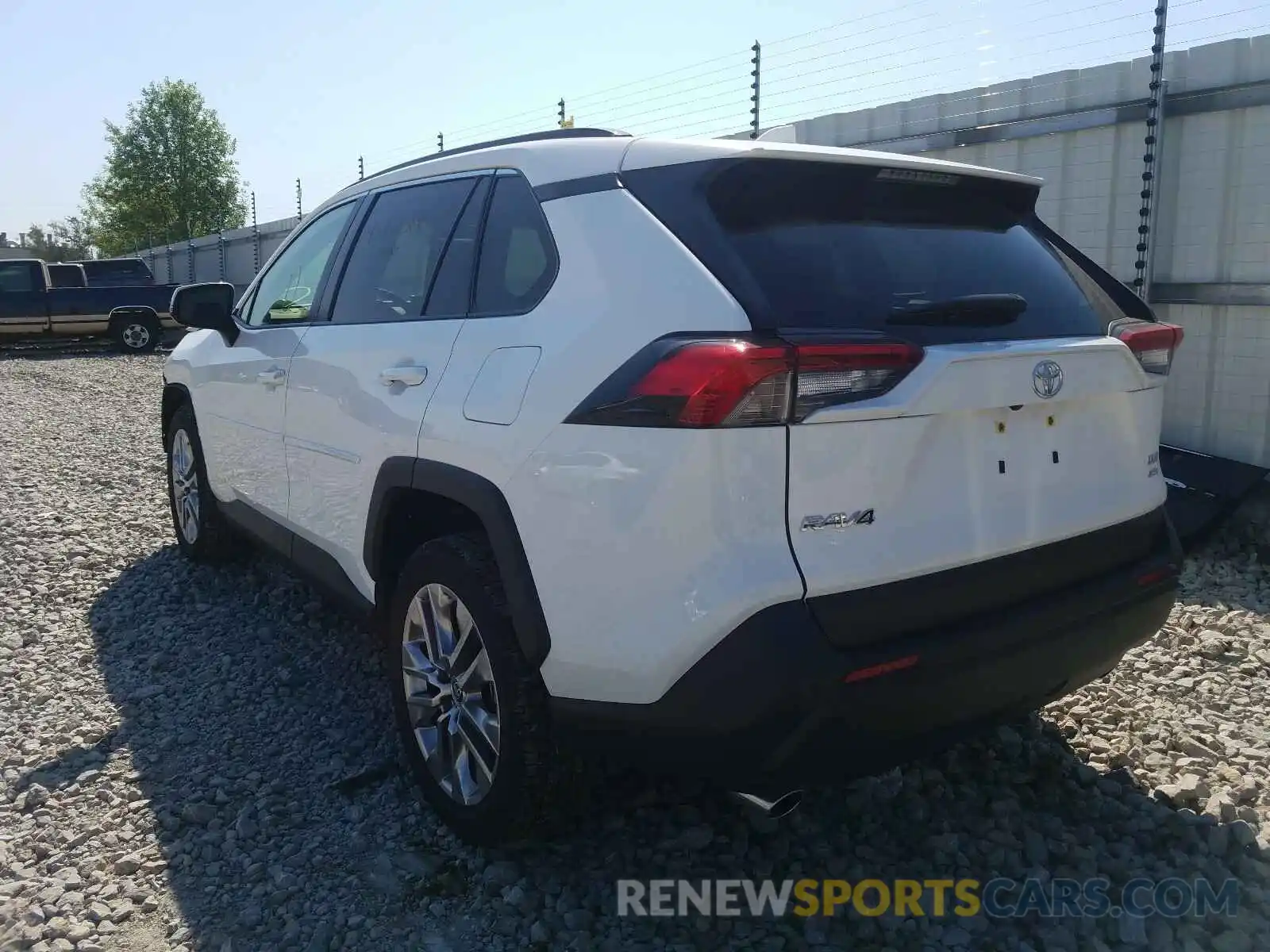 3 Photograph of a damaged car JTMA1RFV0LD060303 TOYOTA RAV4 2020