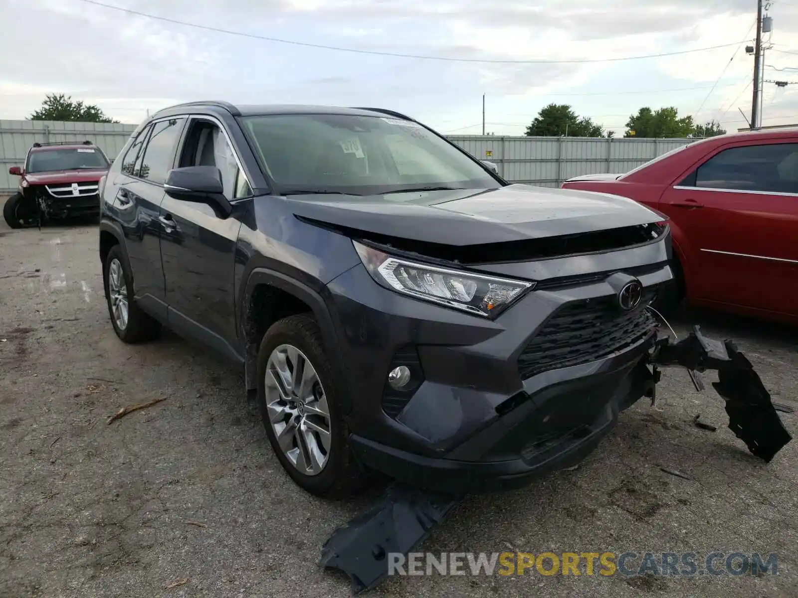 1 Photograph of a damaged car JTMA1RFV0LJ027688 TOYOTA RAV4 2020