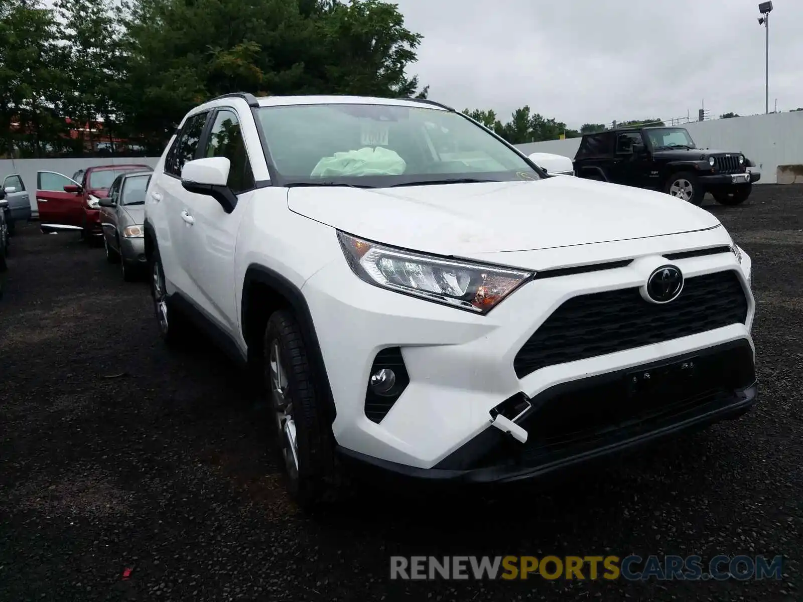 1 Photograph of a damaged car JTMA1RFV1LD053263 TOYOTA RAV4 2020