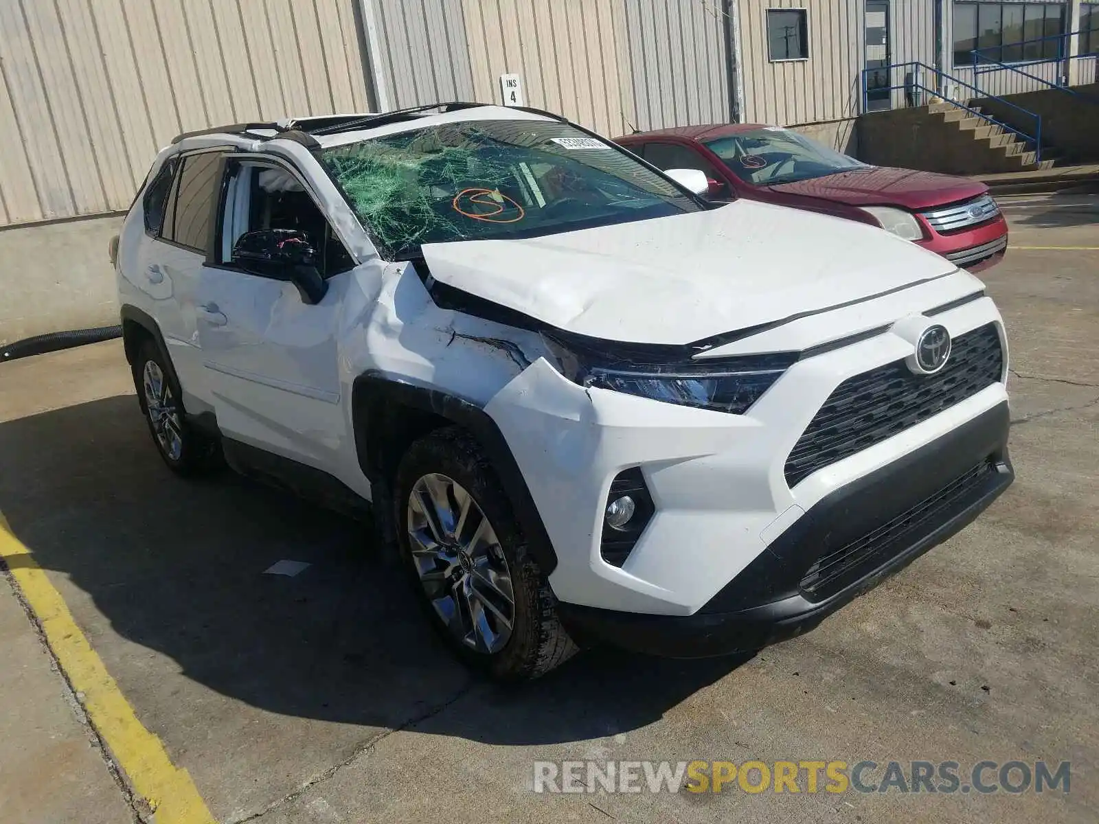 1 Photograph of a damaged car JTMA1RFV1LD063436 TOYOTA RAV4 2020