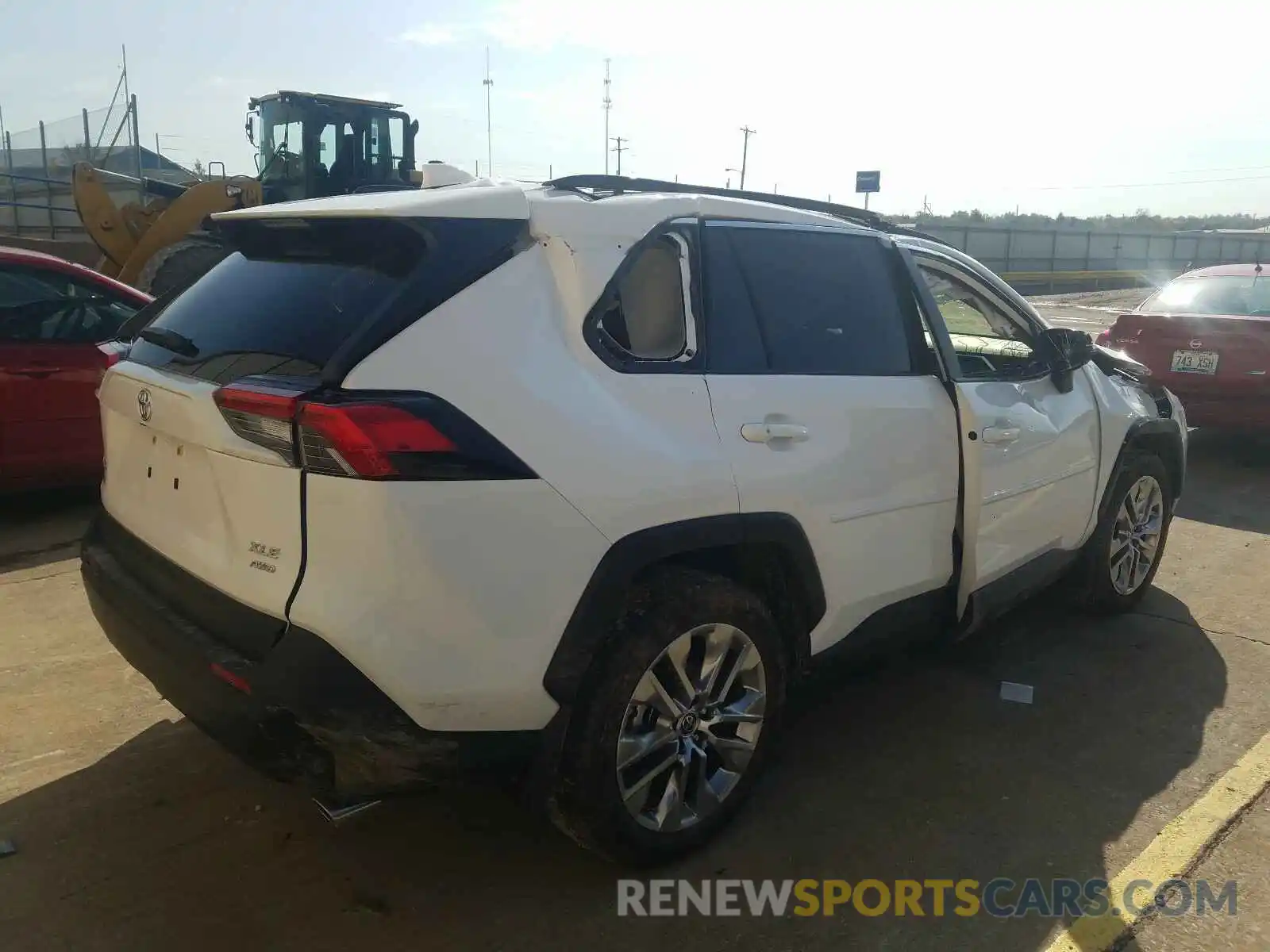 4 Photograph of a damaged car JTMA1RFV1LD063436 TOYOTA RAV4 2020