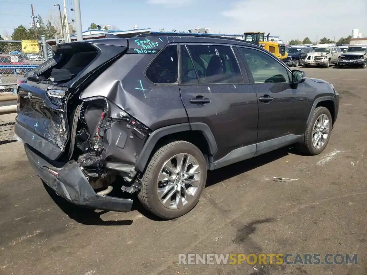 4 Photograph of a damaged car JTMA1RFV1LJ034889 TOYOTA RAV4 2020